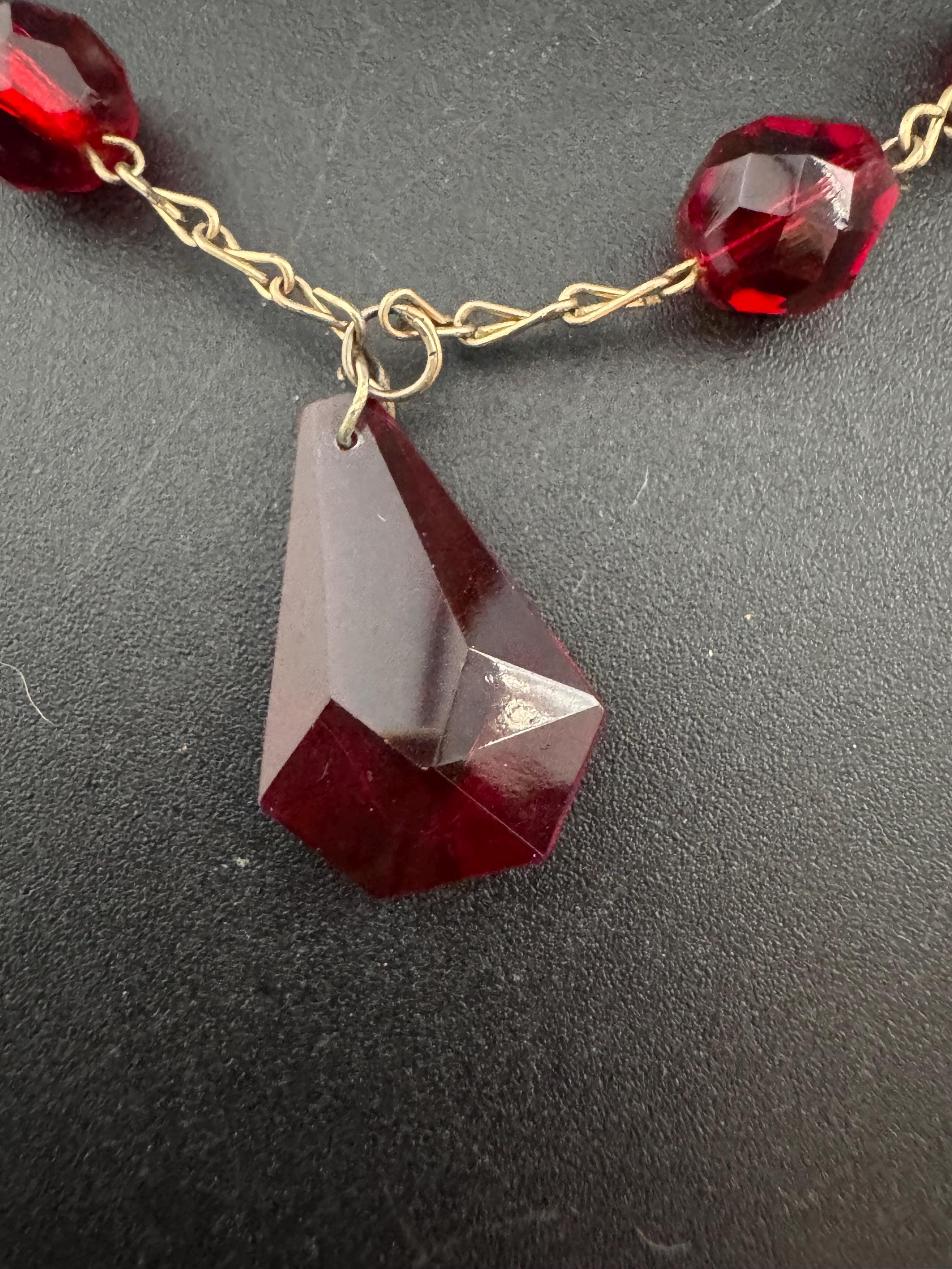 Vintage Ruby Red Glass Crystal drop lariat Necklace with faceted beads Mid Century 40cm