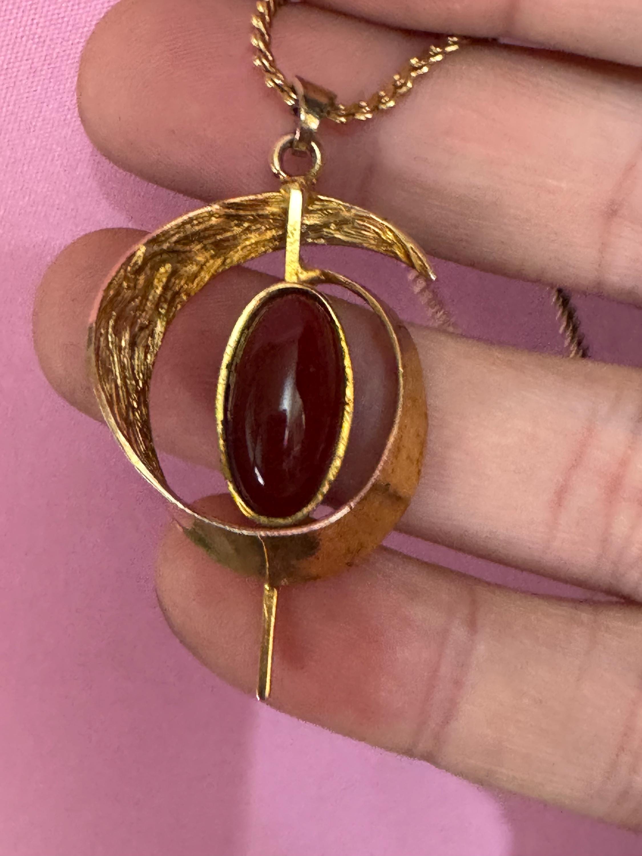 Modernist mid century gold plated carnelian gemstone pendant necklace on a 48cm serpentine  chain