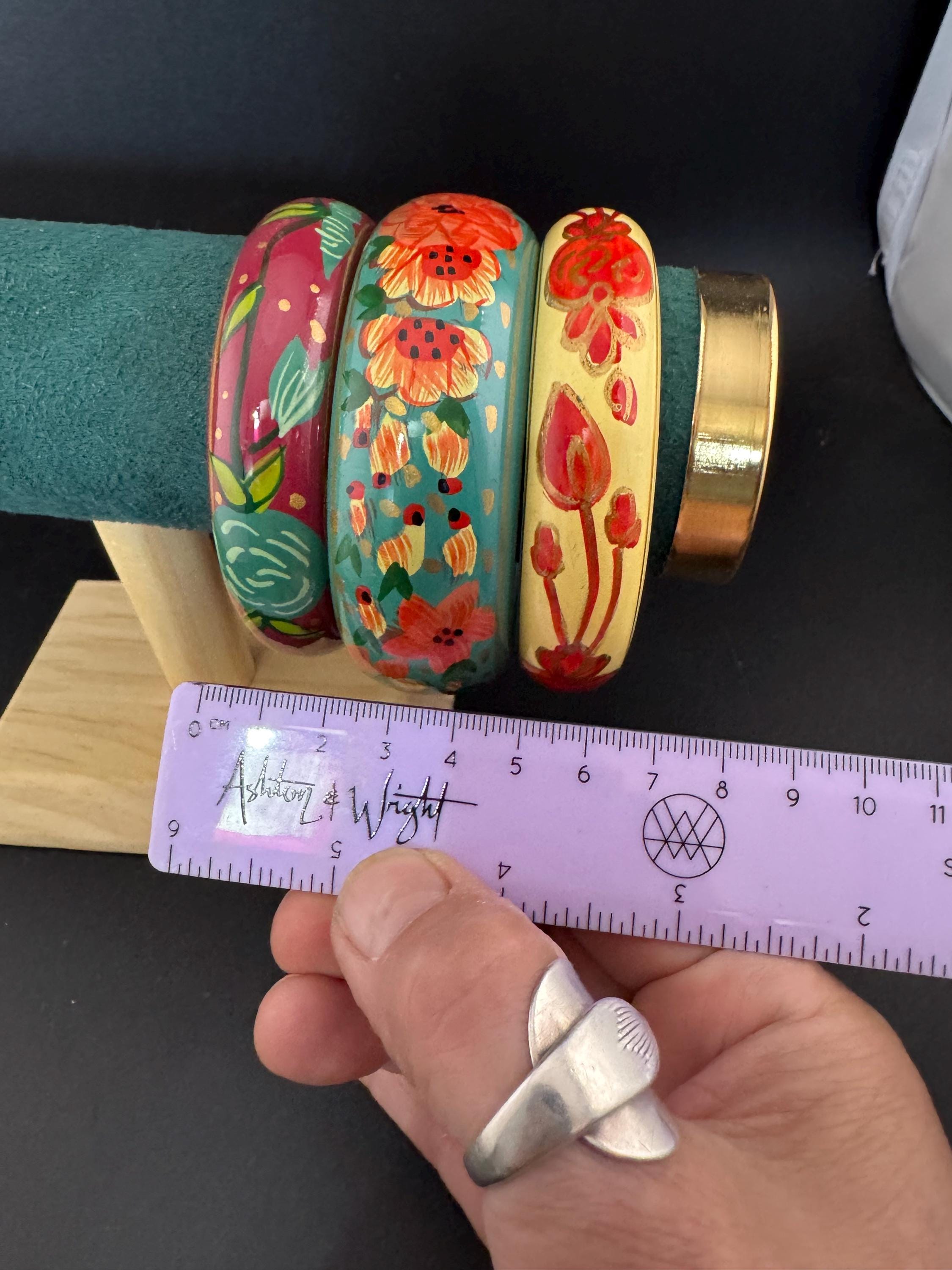 Vintage Wide Cuff Bangle Bracelet Set: Green, Red, Cream - Retro Stacking