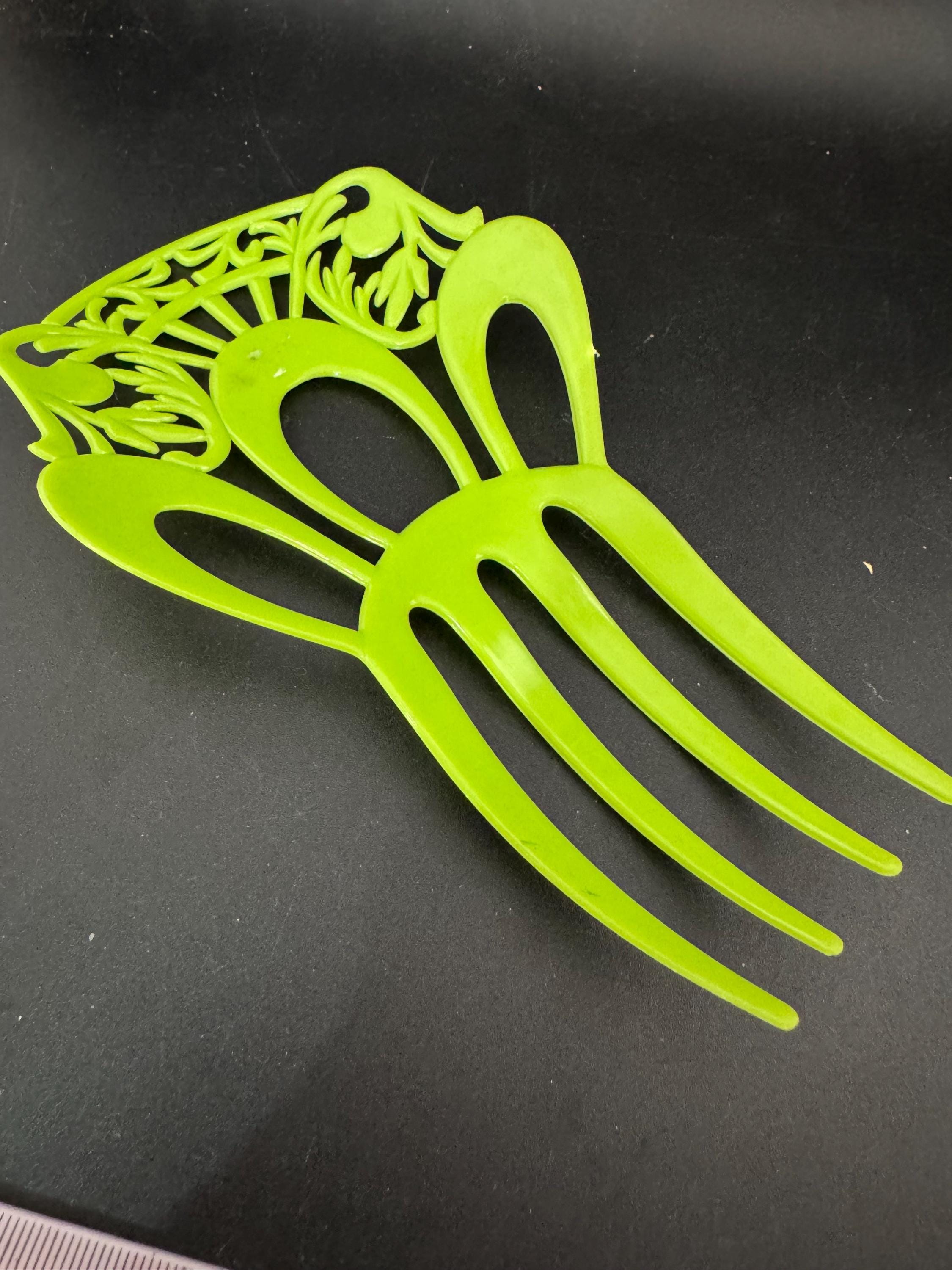 vintage light green openwork plastic traditional Spanish peineta hair comb, mantilla
