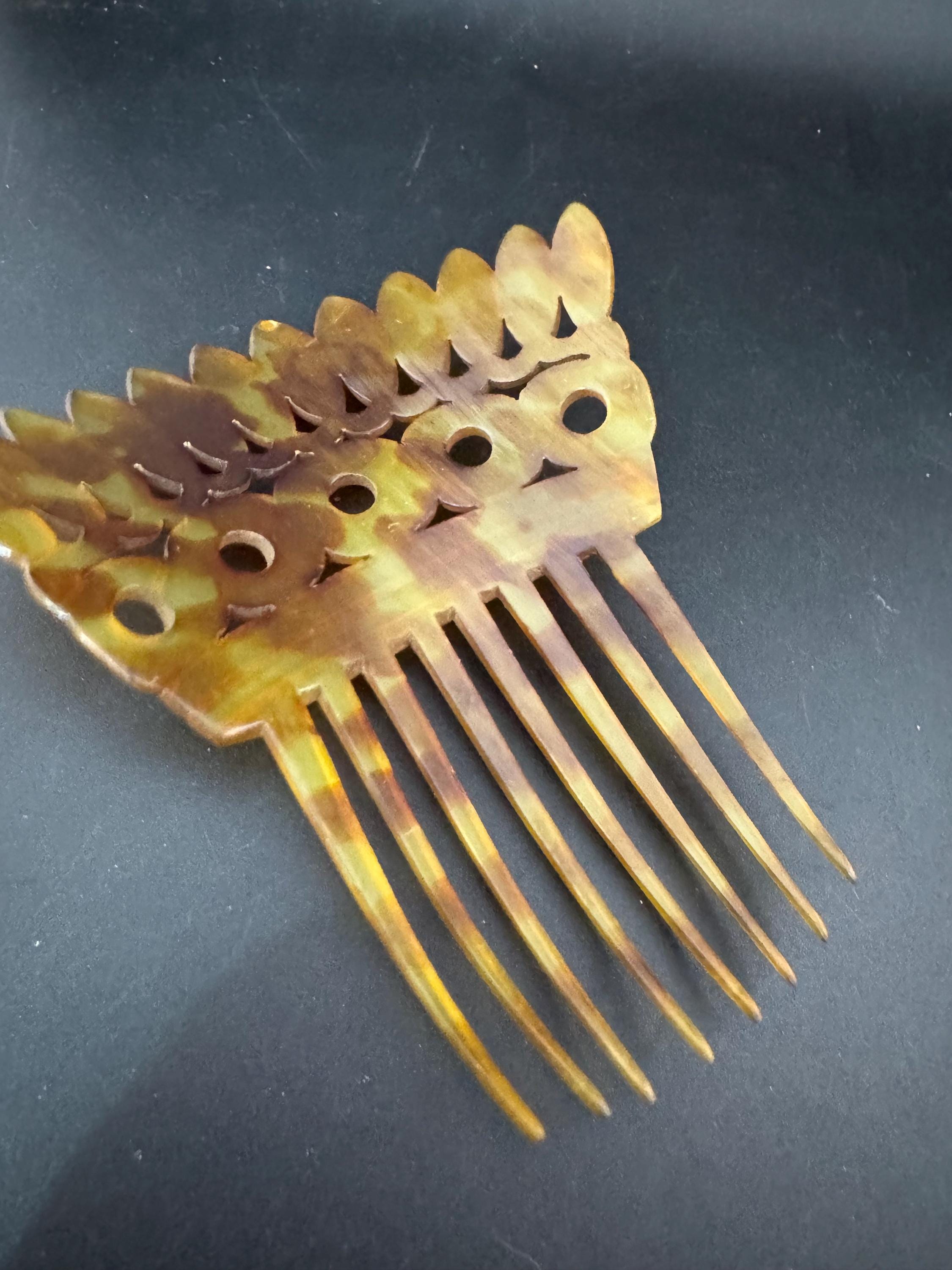 Antique Mantilla Comb Brown Faux Tortoiseshell Celluloid Cut out work Hair Slides Peineta