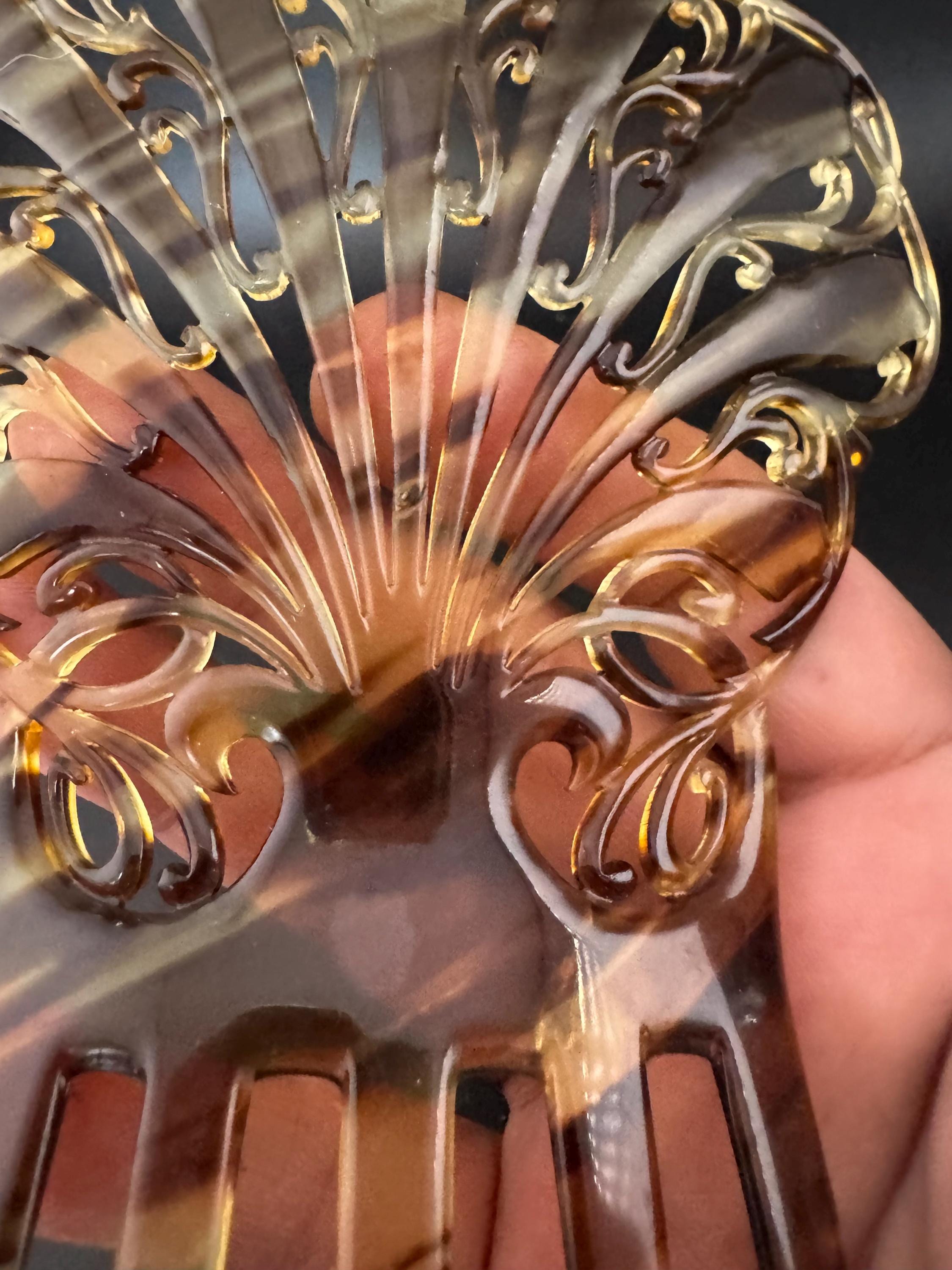 Antique Mantilla Comb Brown Faux Tortoiseshell Celluloid Cut out work Hair Slides Peineta