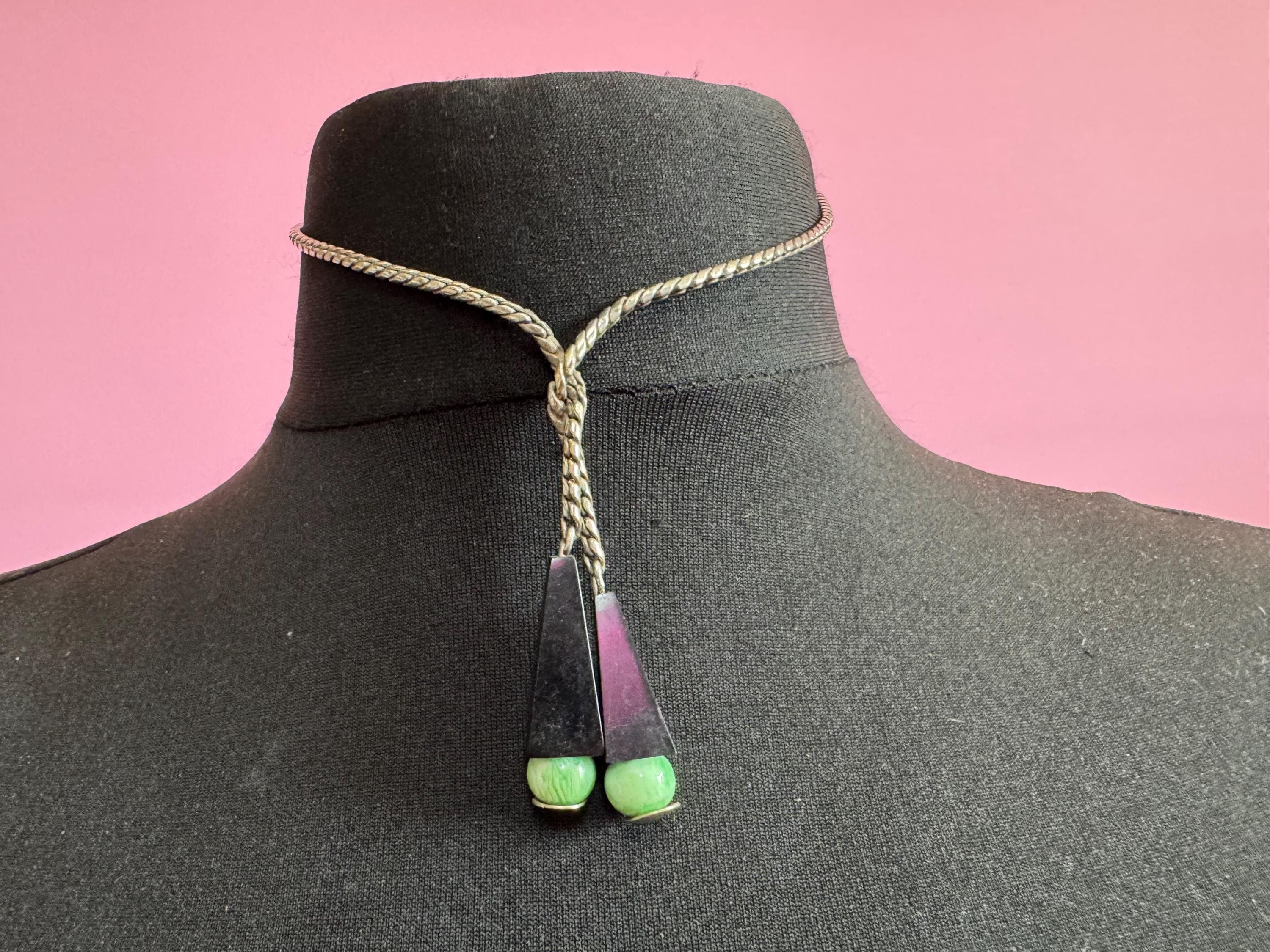 Petite fit Art deco Jakob Bengel modernist Chrome silver metal 1920s black and Green galalith plastic teardrop geometric bead necklace