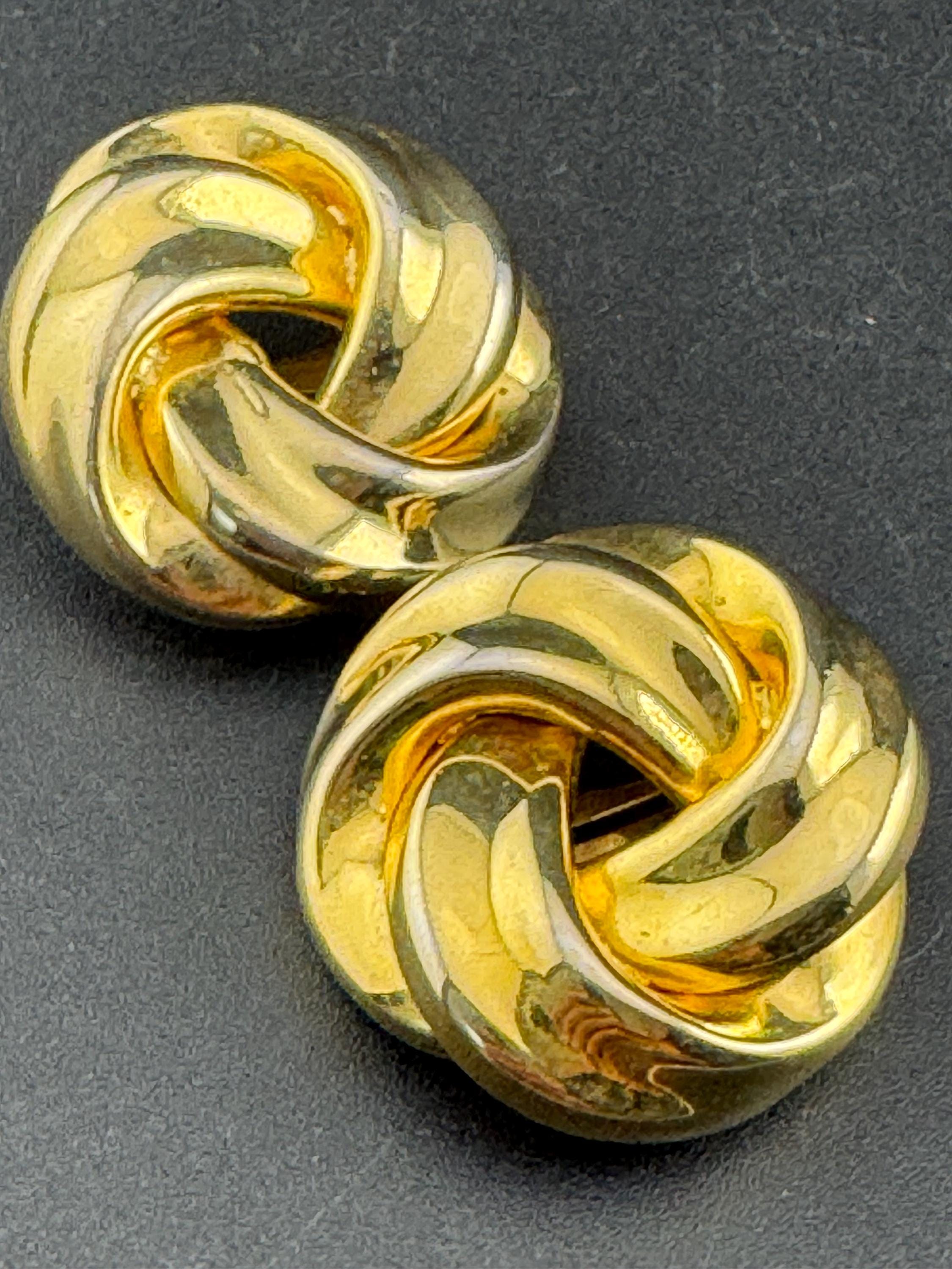 3cm abstract swirl knot clip on earrings Vintage gold tone