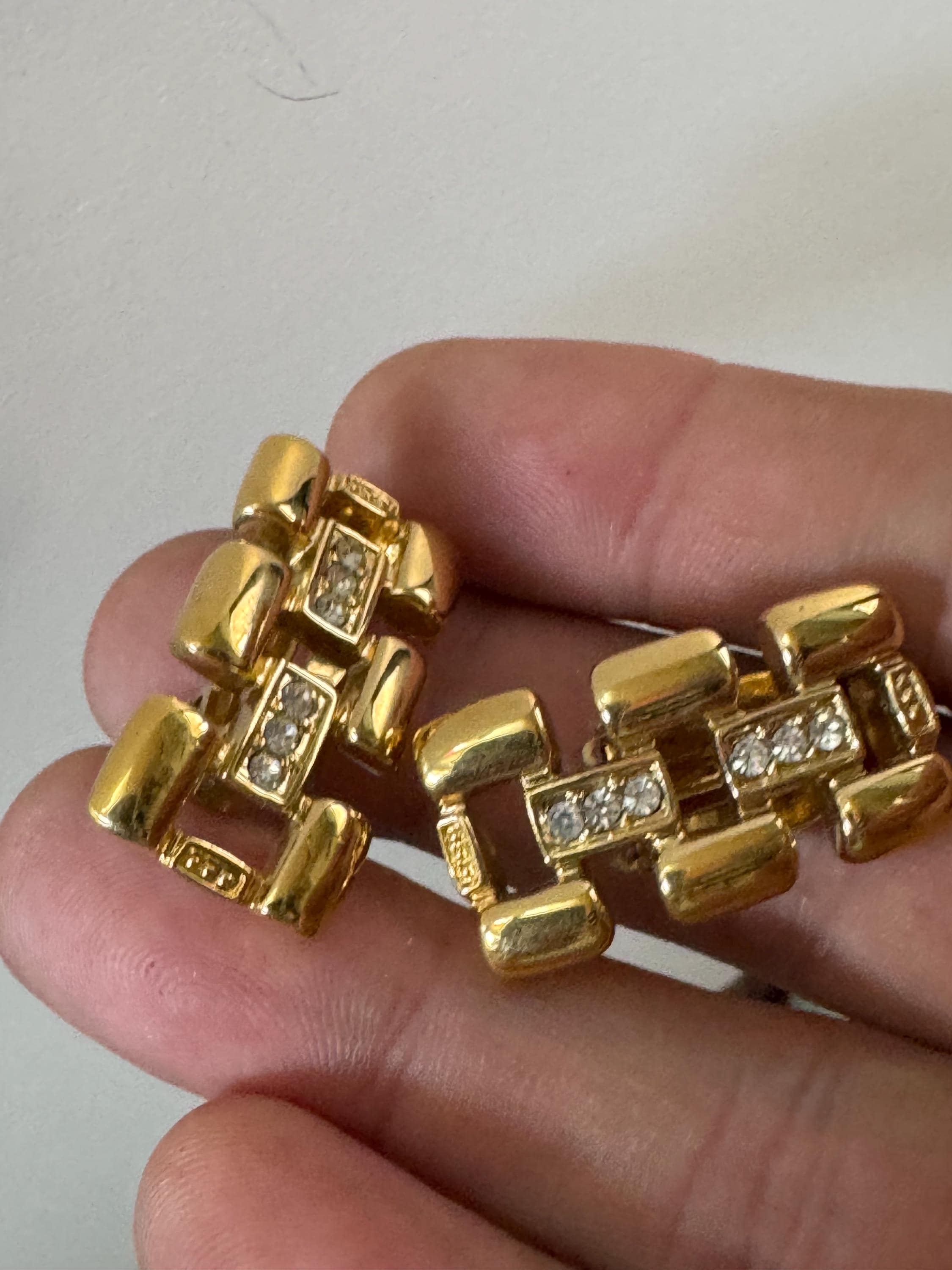 Vintage Gold Tone 1980s panther brick Chain Link drop earrings with clear diamanté clip on earrings