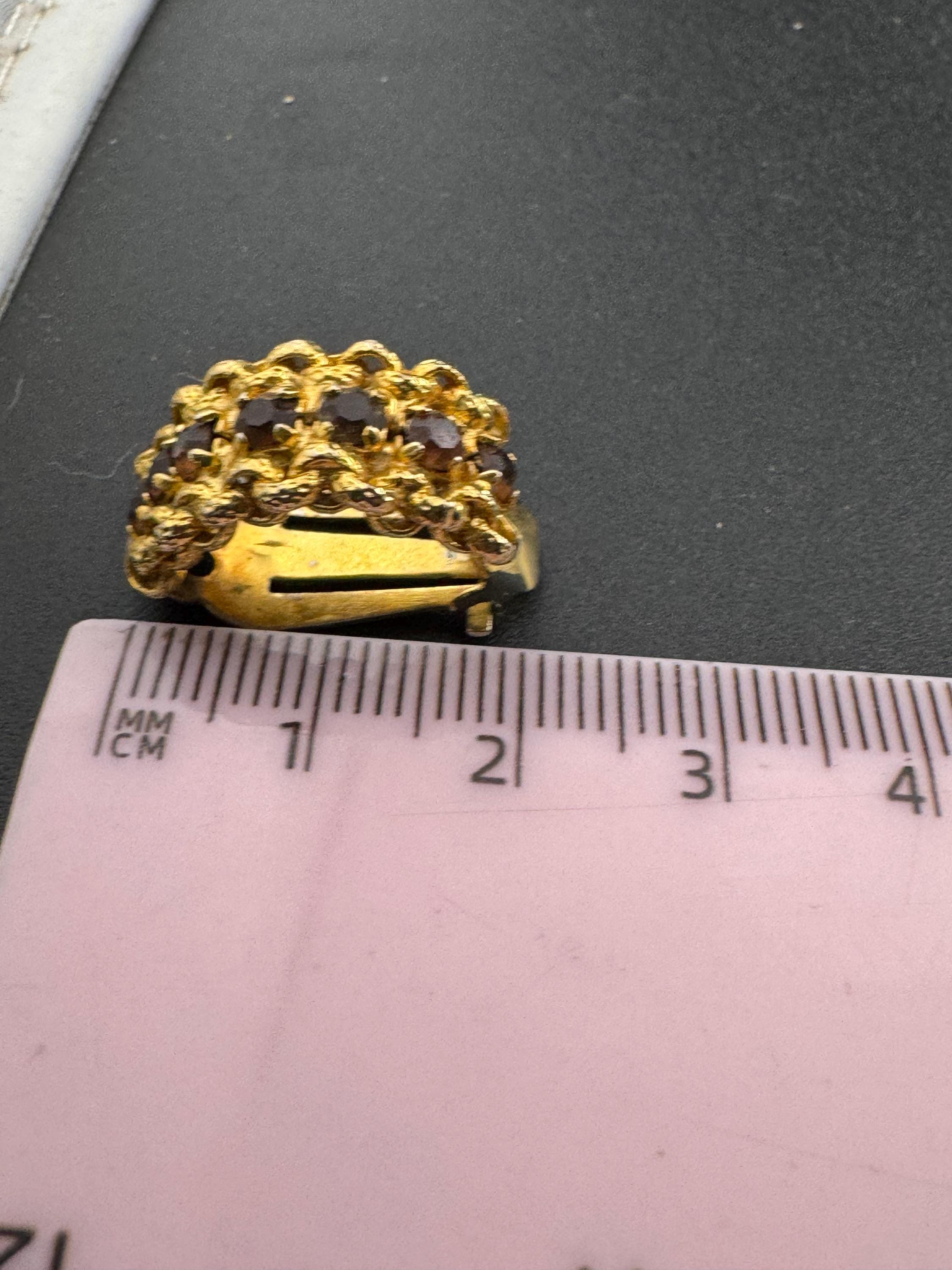 Vintage 1960s brown cognac glass gold tone half hoop mesh 2cm hoop clip On Earrings