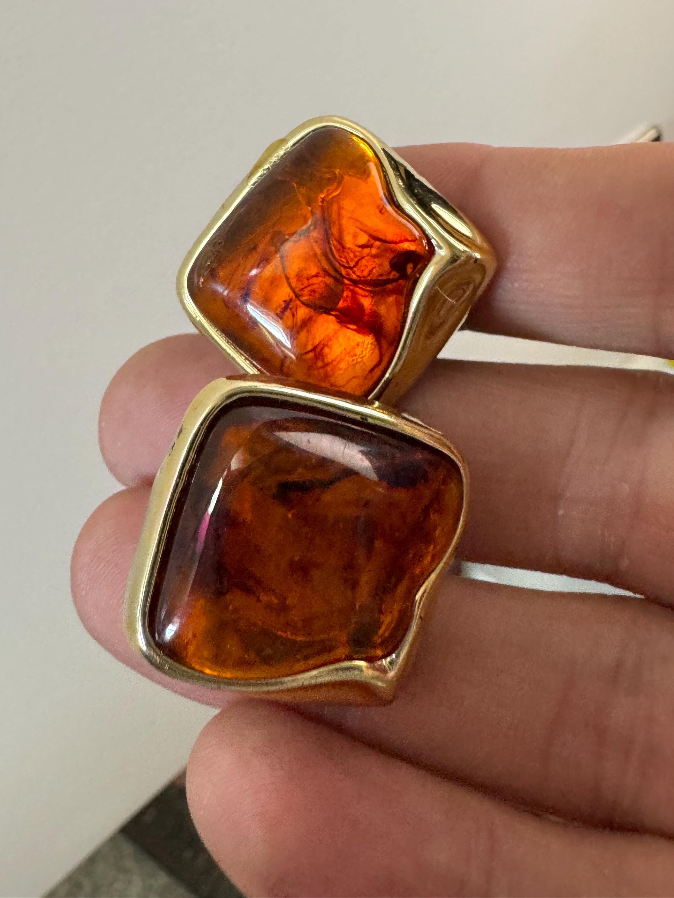 Vintage 2cm Faux Tortoiseshell square Clip on earrings, plastic brown studs
