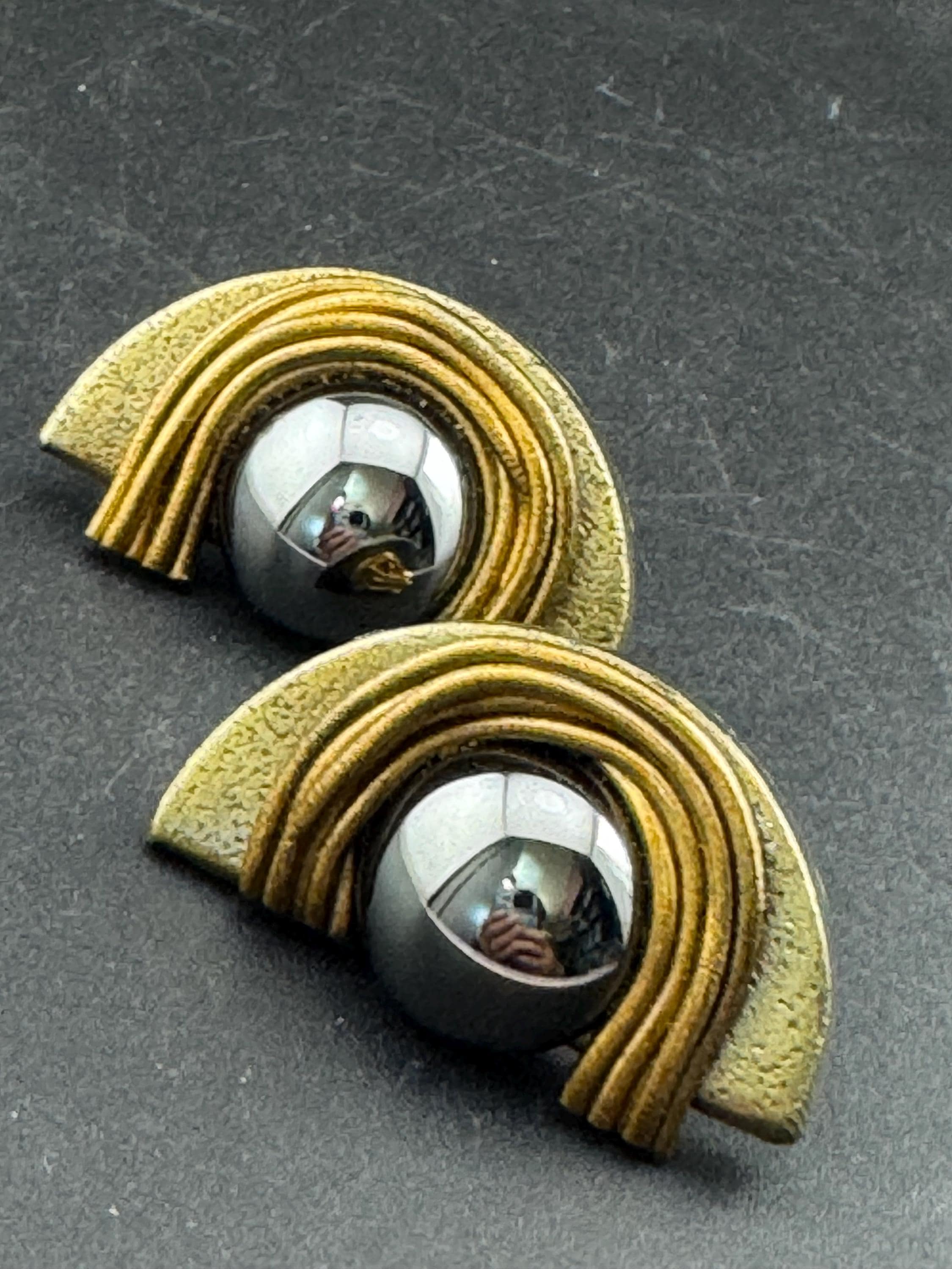 Vintage deco style vintage Gold tone Grey glass pearl cabochon semi circle geometric clip on earrings