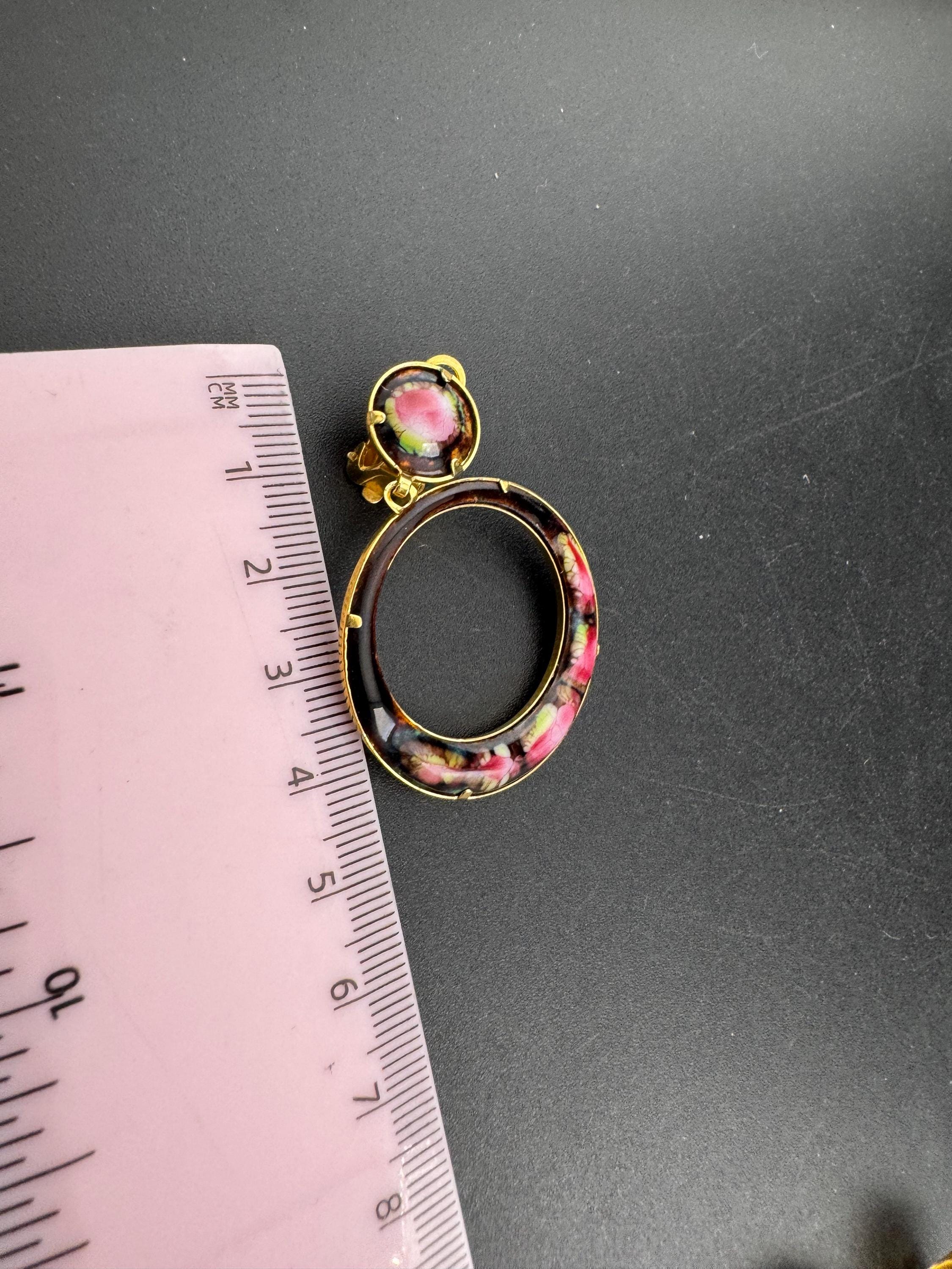 Vintage 1980s black enamel pink floral gold tone big loop clip on earrings