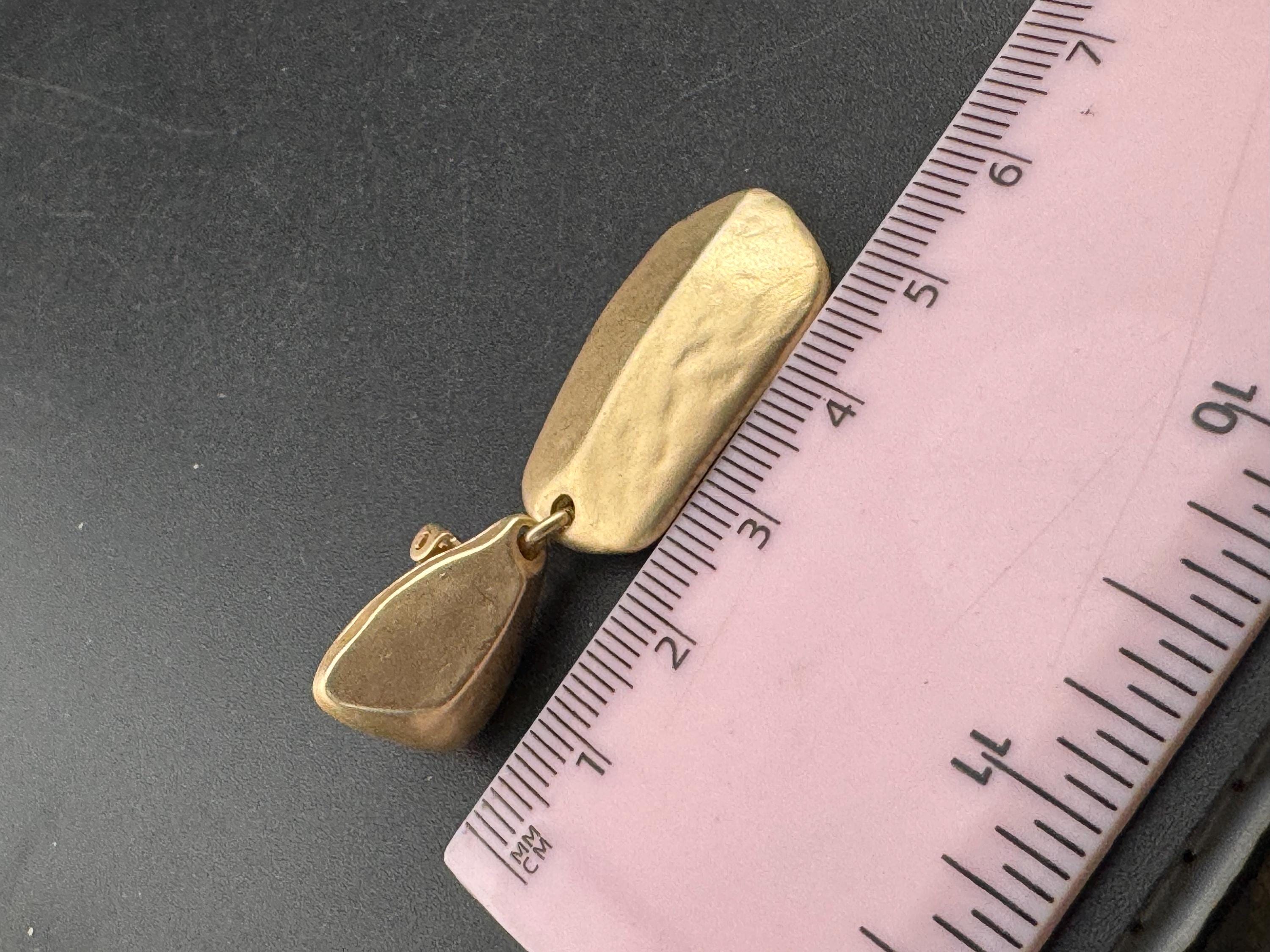Matt yellow gold tone Etruscan style dangly drop clip on earrings