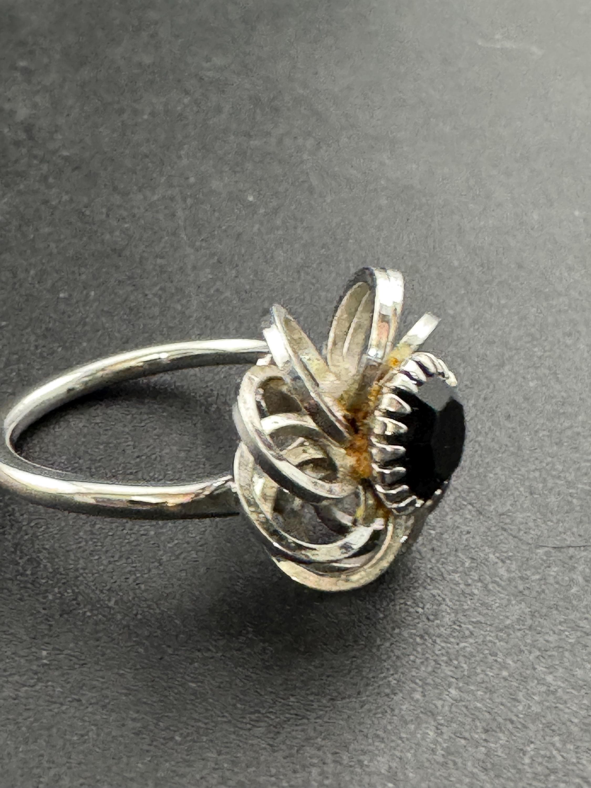 Signed Sarah Coventry Cocktail Ring: Silver Tone Black Rhinestone Filigree, Adjustable