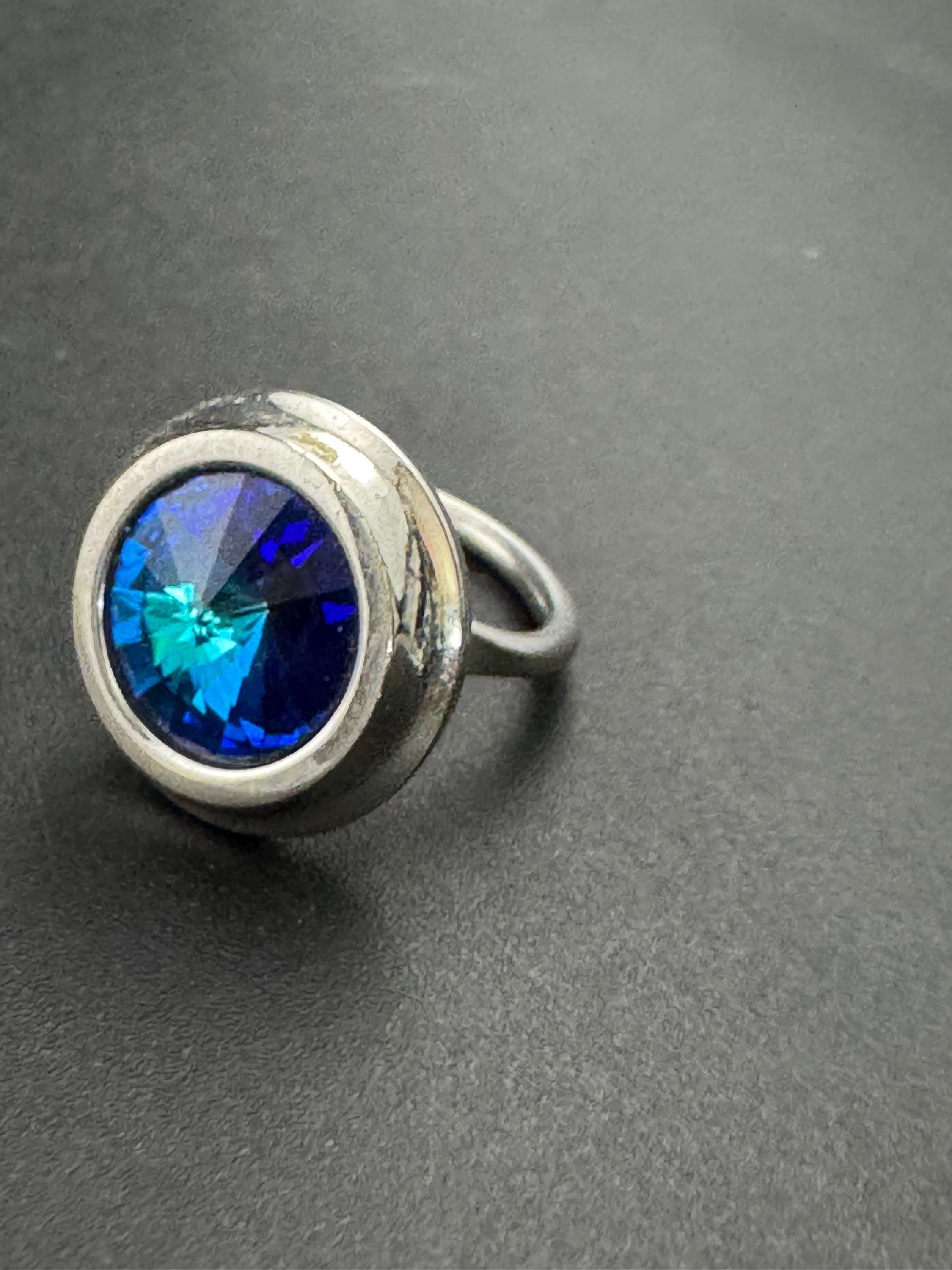 Signed Sarah Coventry Rhinestone Cocktail Ring: 1970s Silver Tone Adjustable