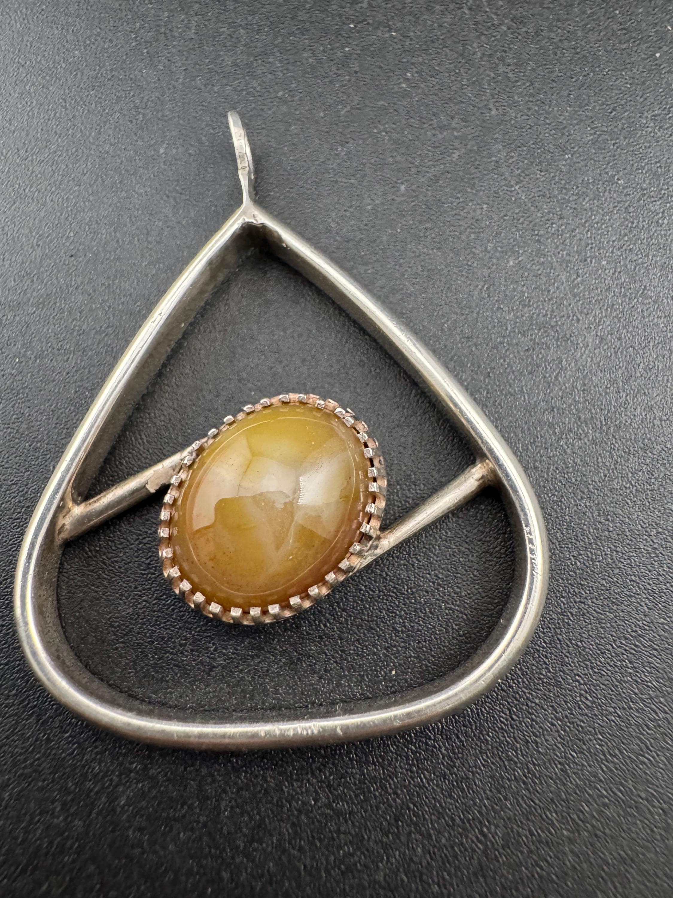 vintage yellow brown ochre Agate gemstone modernist pendant for a chain 925 sterling silver 11.1grams 4.75
