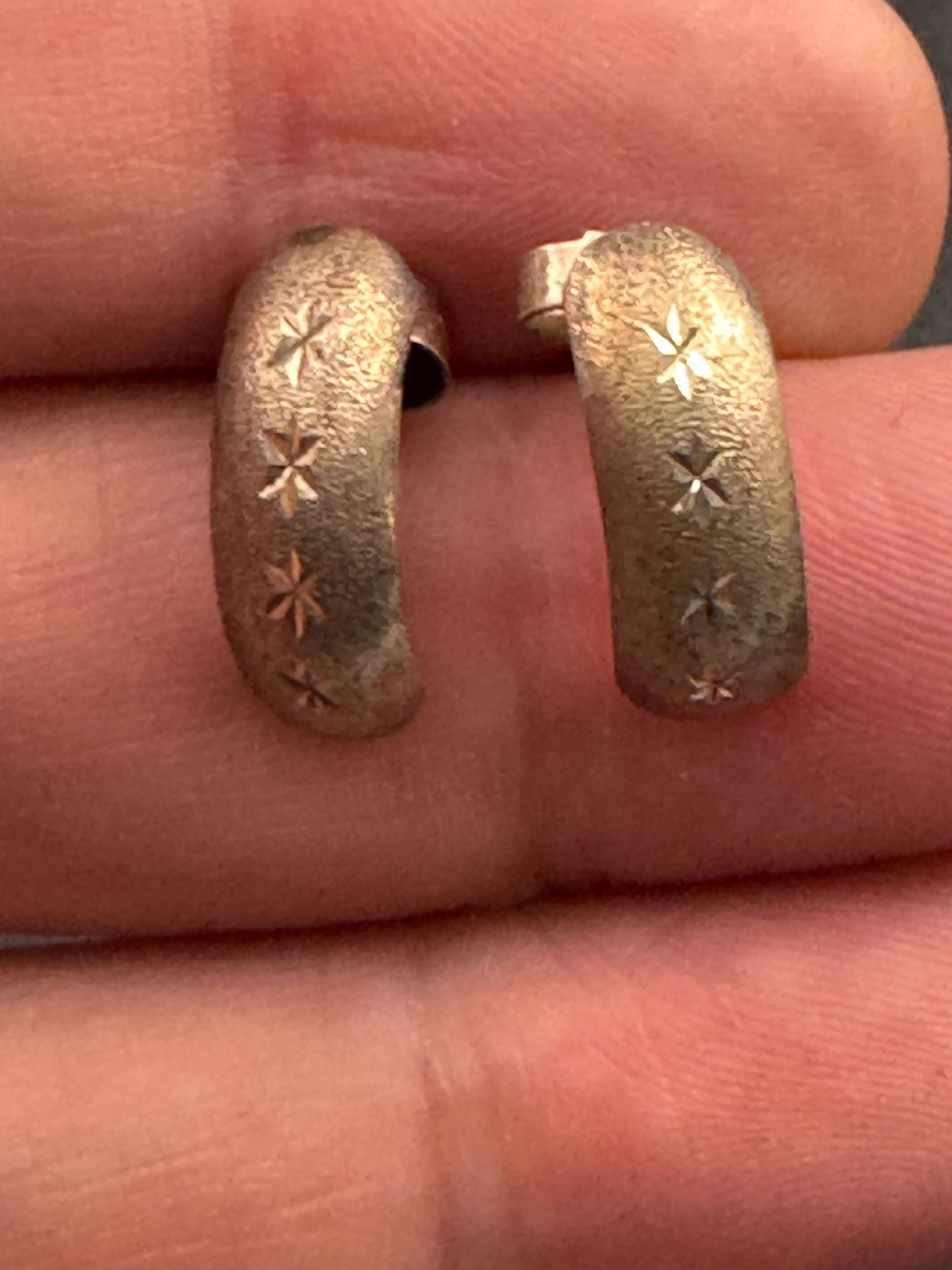 1970s sterling silver modernist star etched pierced half hoop earrings 925