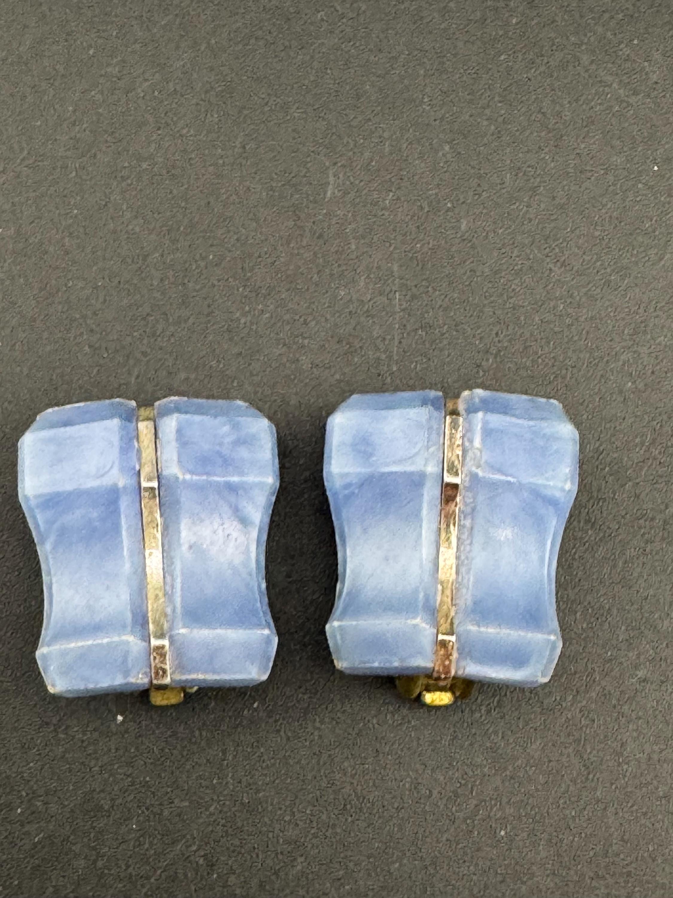 Vintage 2.5cm rectangular light blue early plastic silver stripe clip on stud earrings 1950s