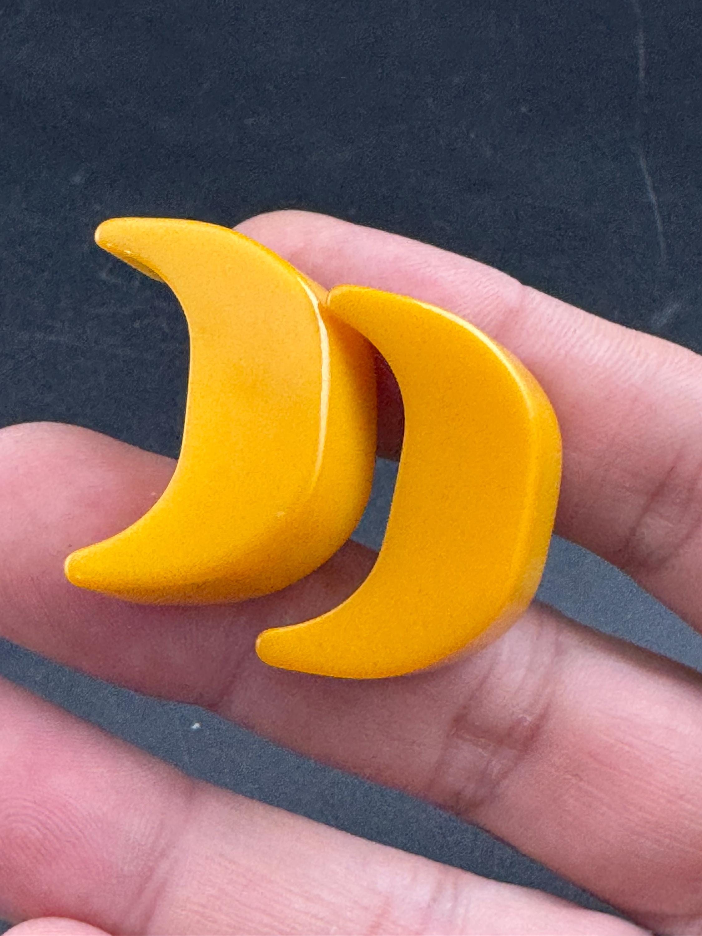 Vintage 1950s 1960s mustard yellow early plastic Clip On Earrings, modernist design