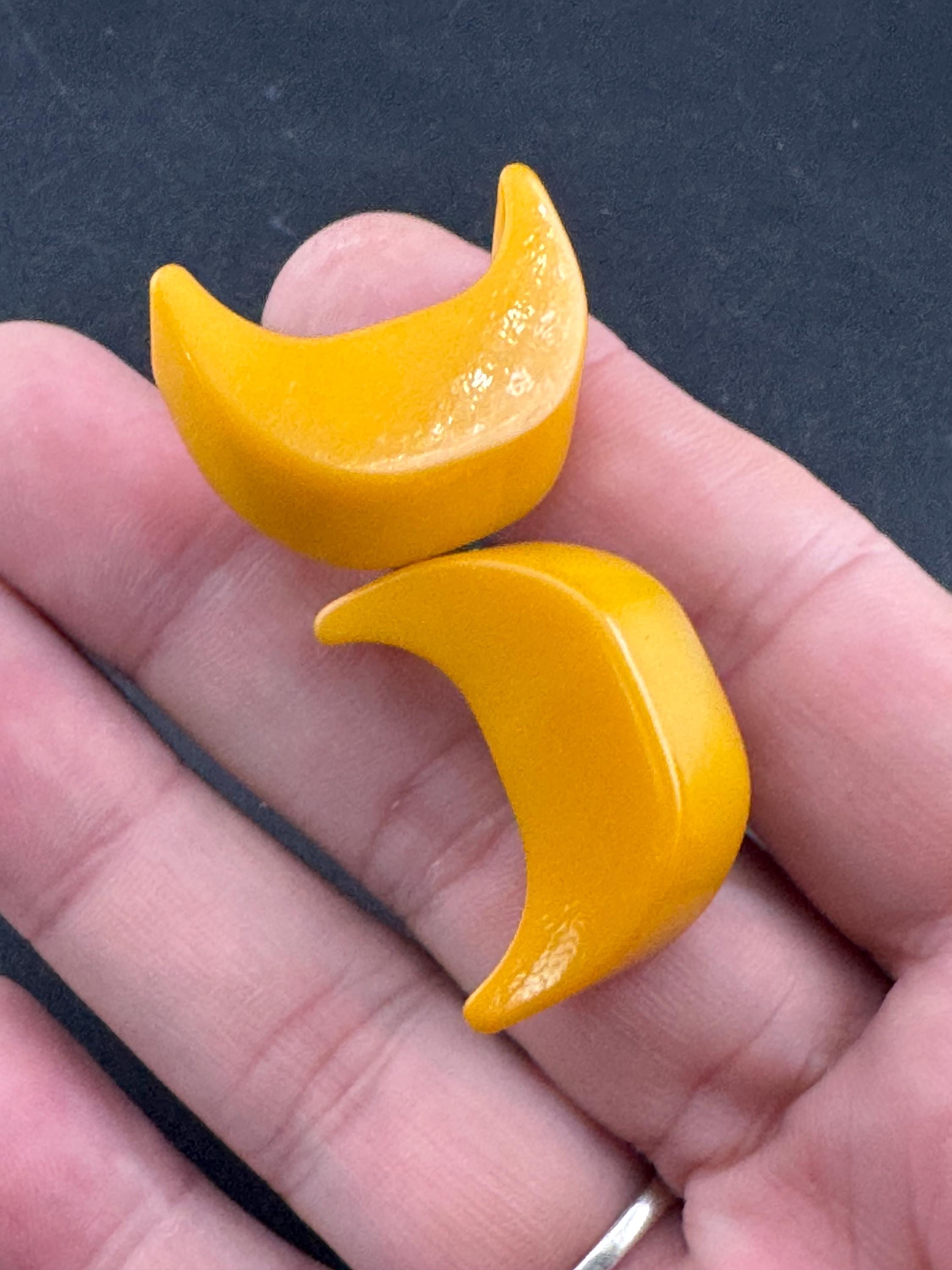 Vintage 1950s 1960s mustard yellow early plastic Clip On Earrings, modernist design