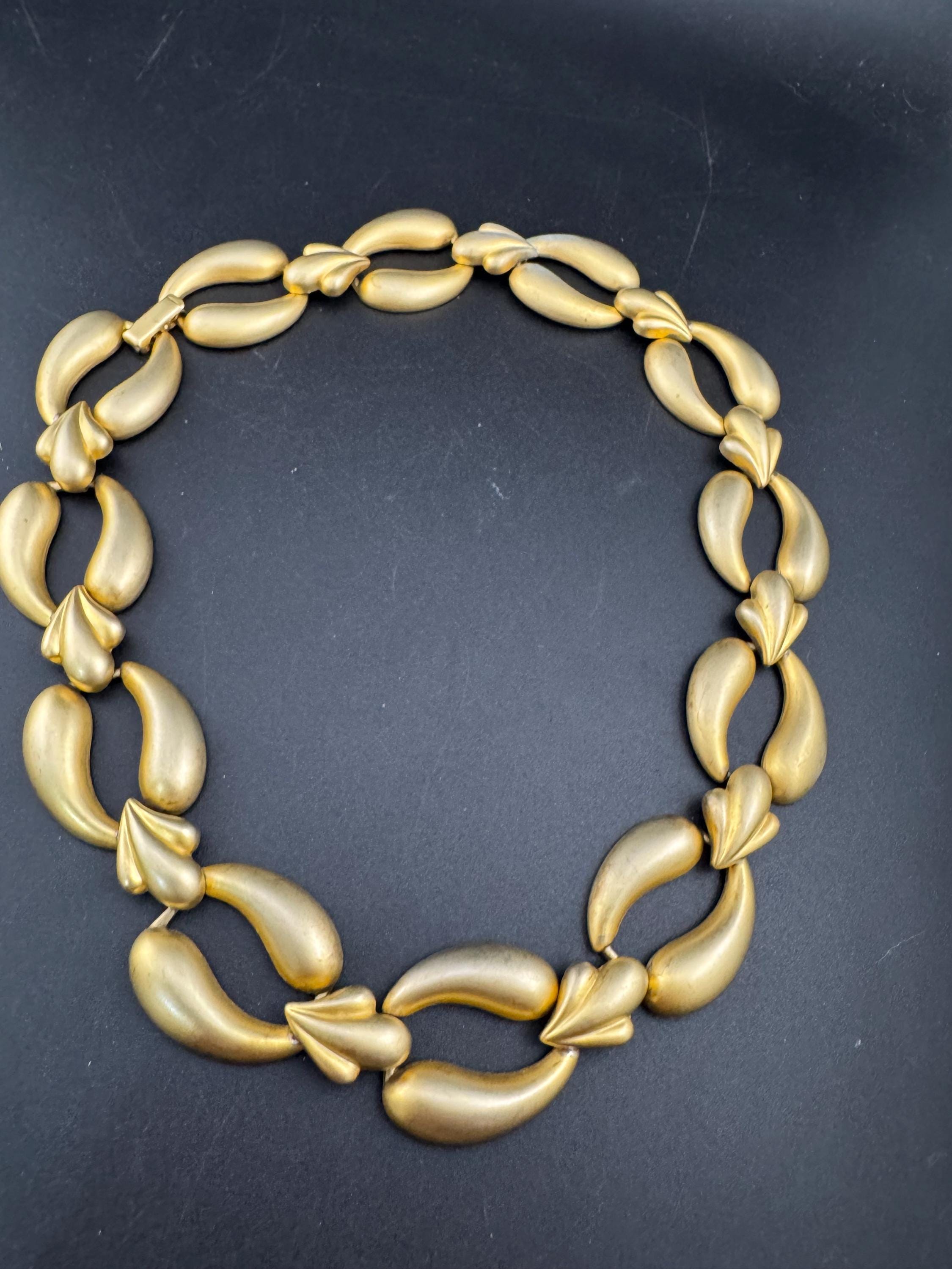 Retro Matt yellow gold tone chunky chain collar necklace 46cm
