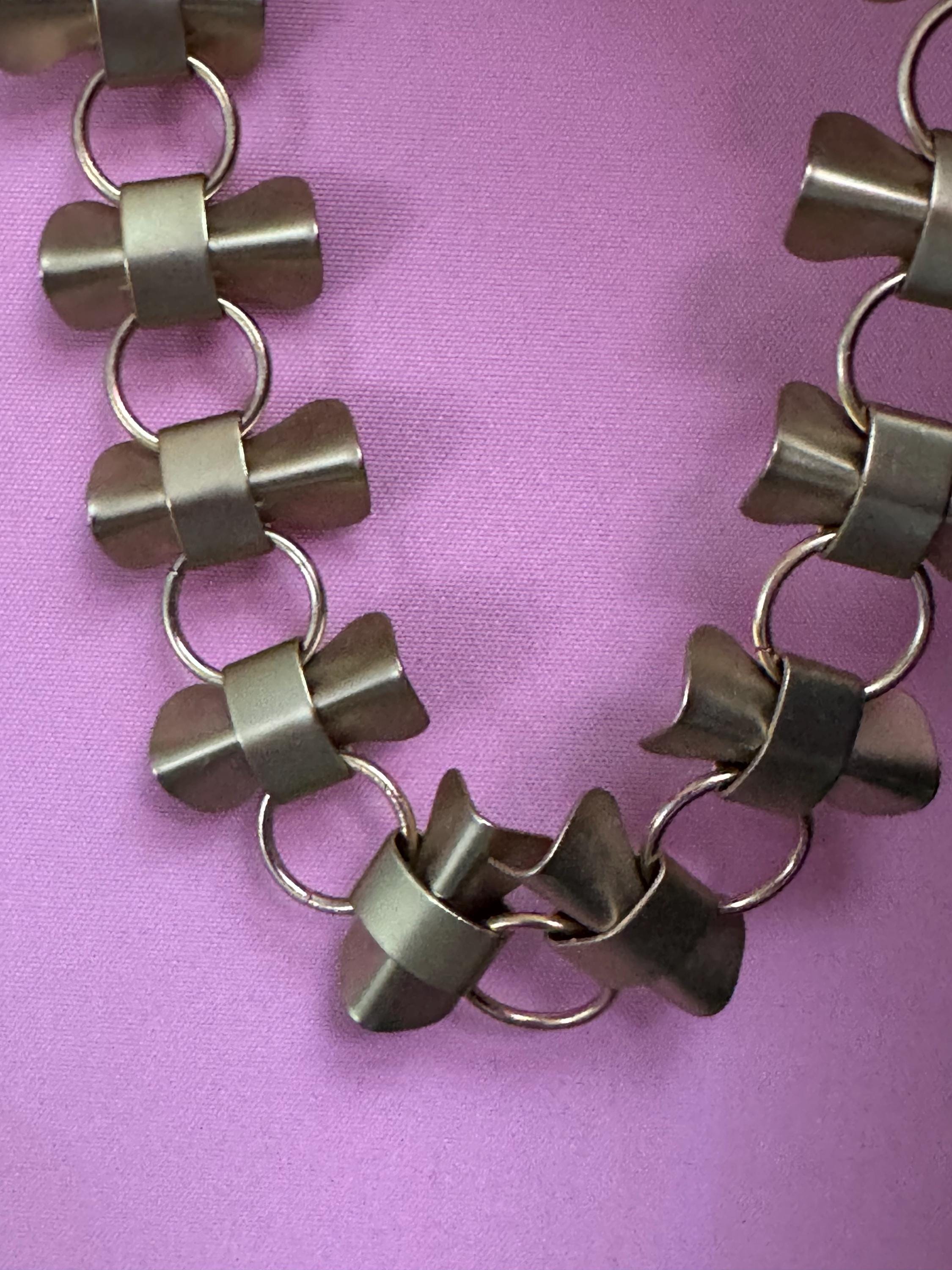 Signed Retro Matt yellow gold tone chunky chain collar necklace 42cm