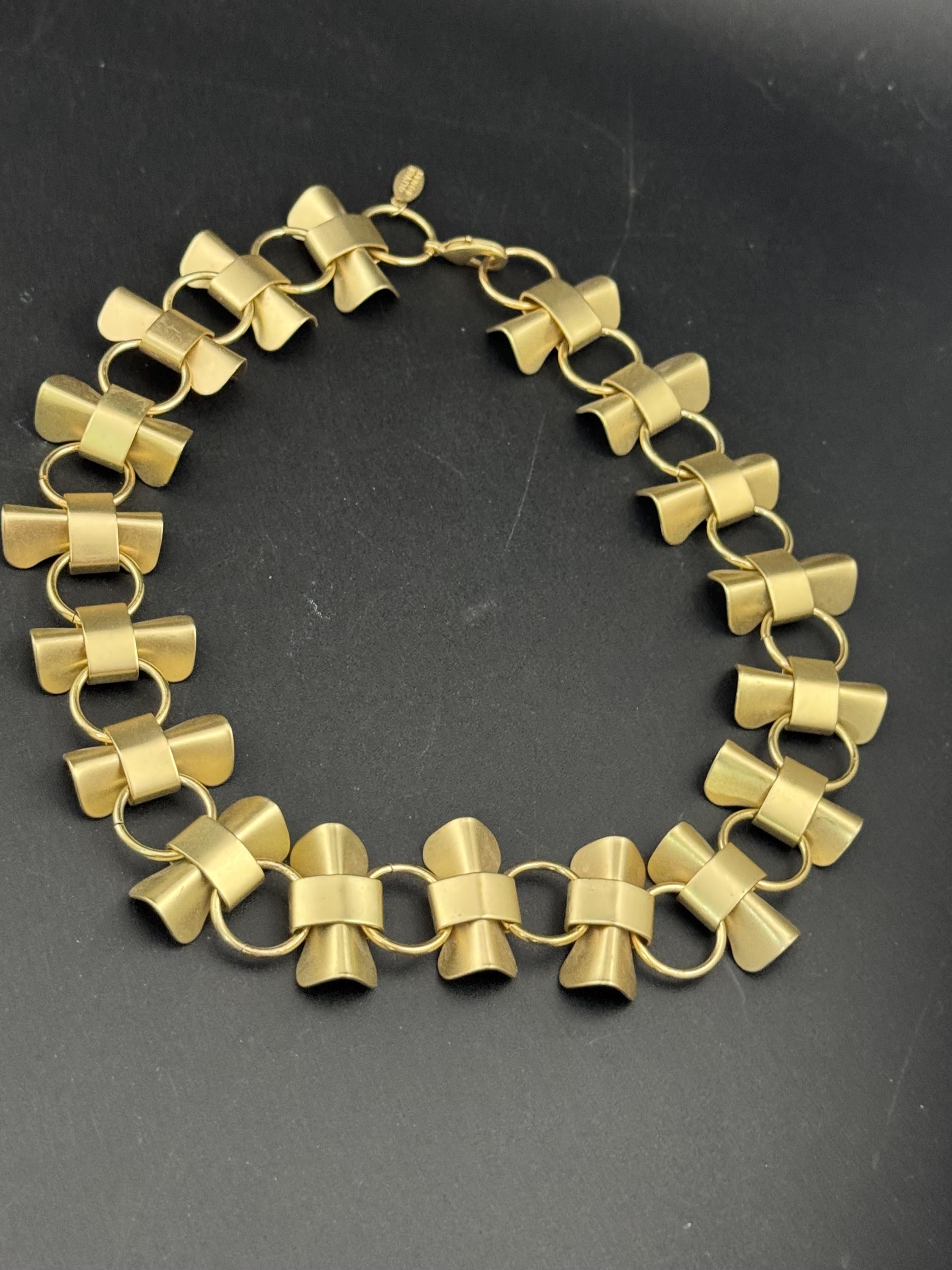 Signed Retro Matt yellow gold tone chunky chain collar necklace 42cm
