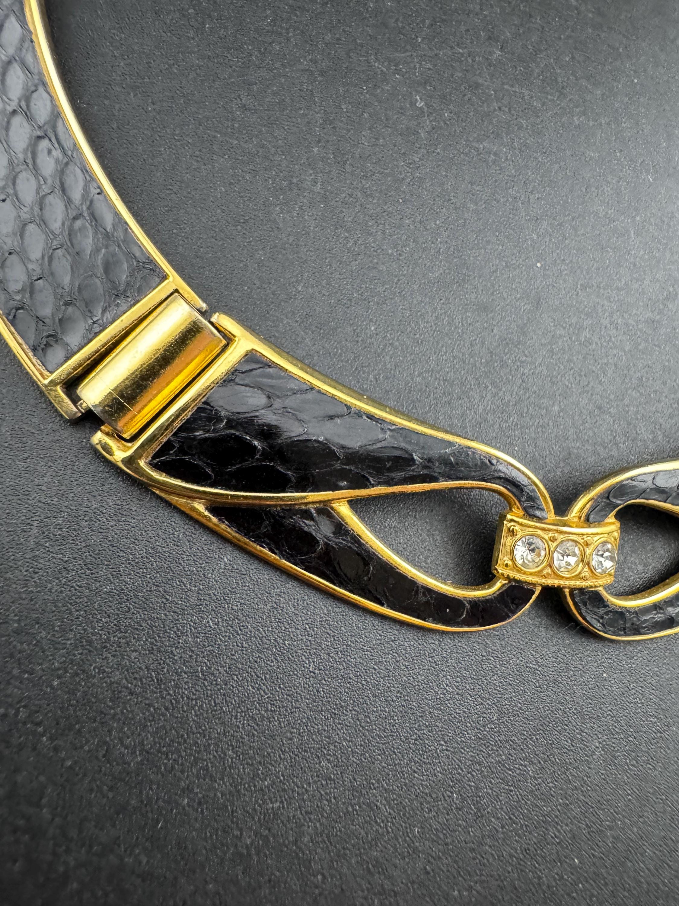 1980s Vintage gold tone and black enamel crystal rhinestone set flat chain choker necklace 42cm