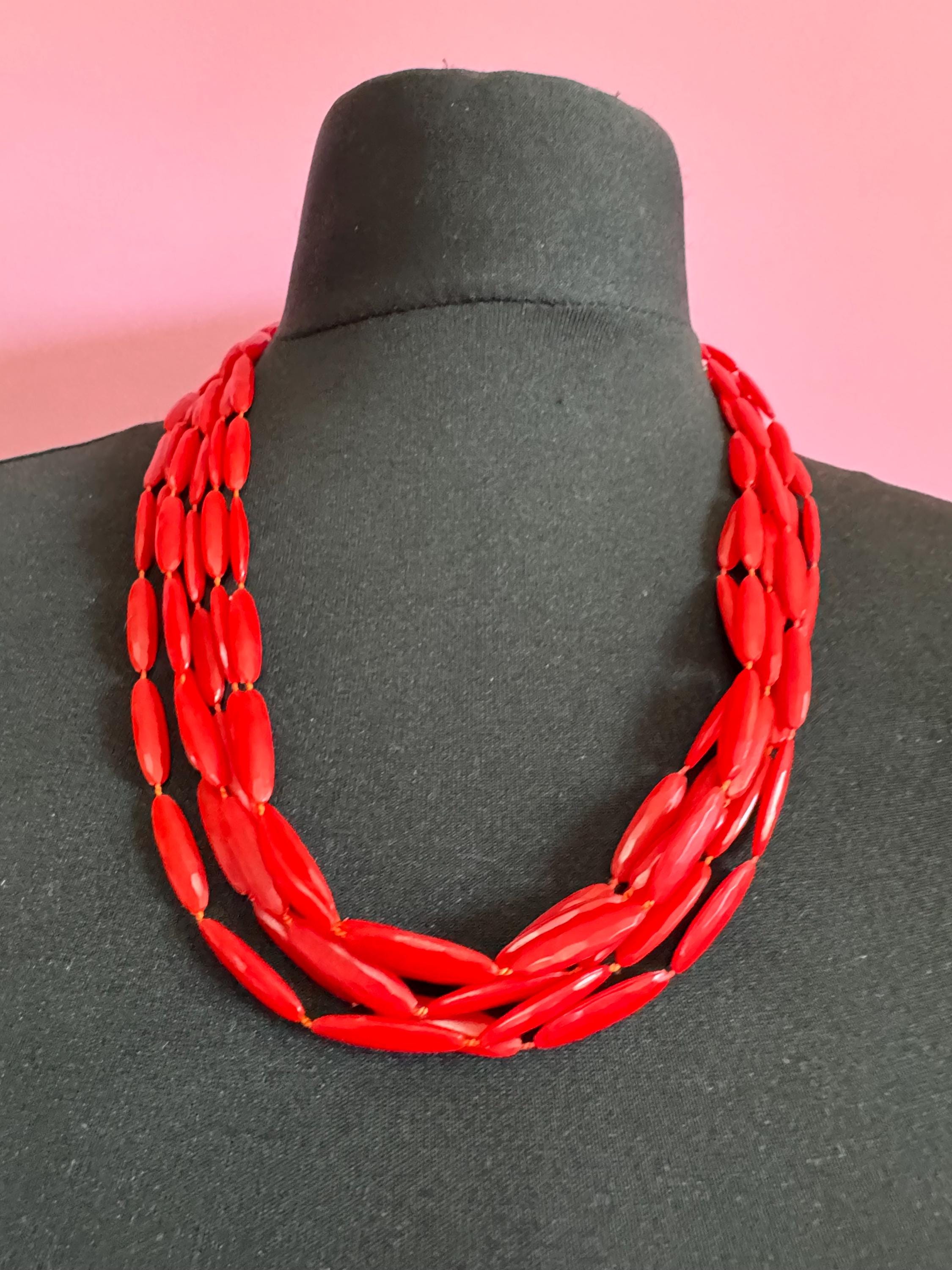 Vintage 125cm bright red plastic flapper length Multistrand beaded long gatsby flapper necklace beads