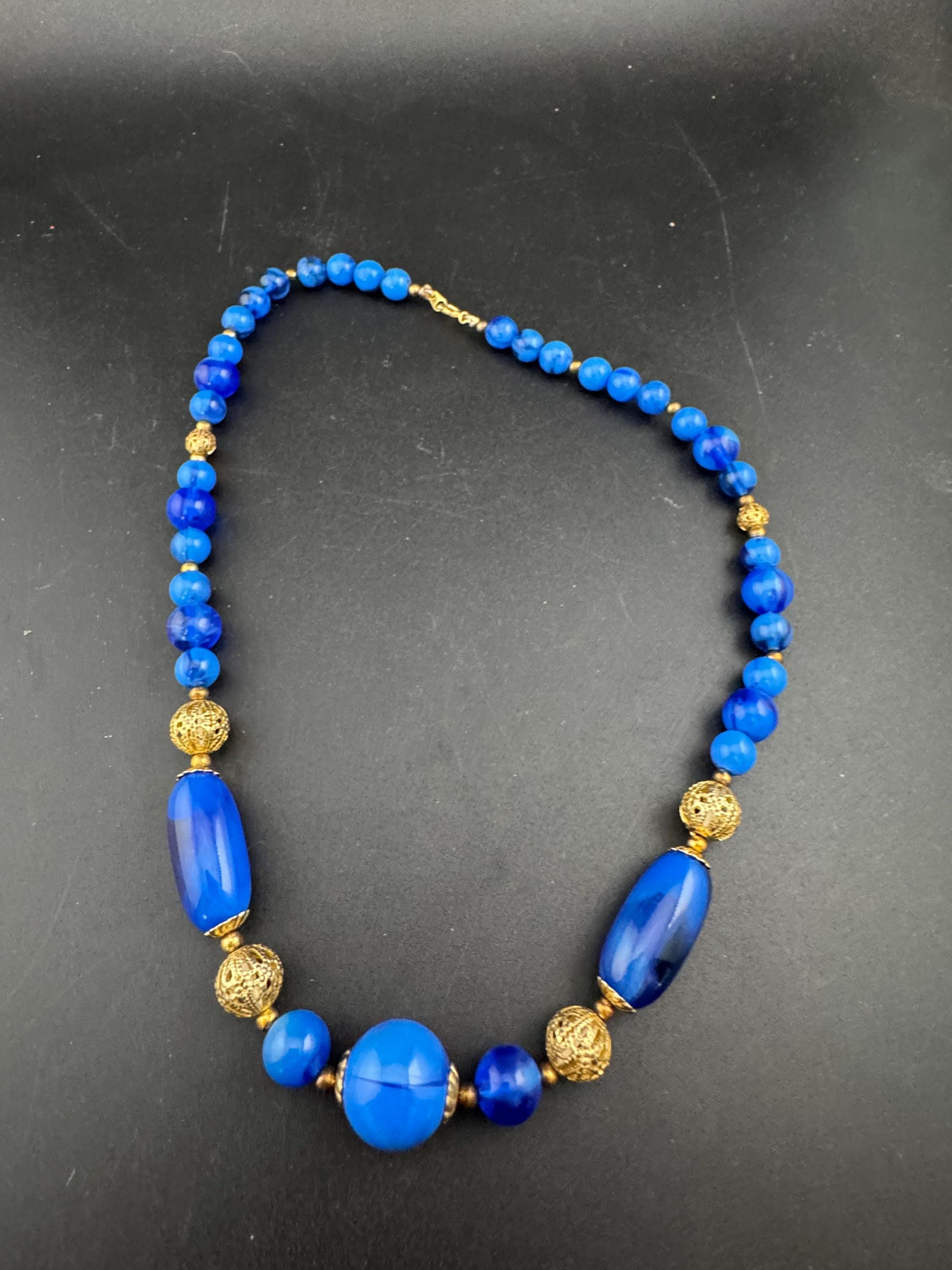 Retro 1980s vintage 47cm bright blue and gold plastic beaded necklace