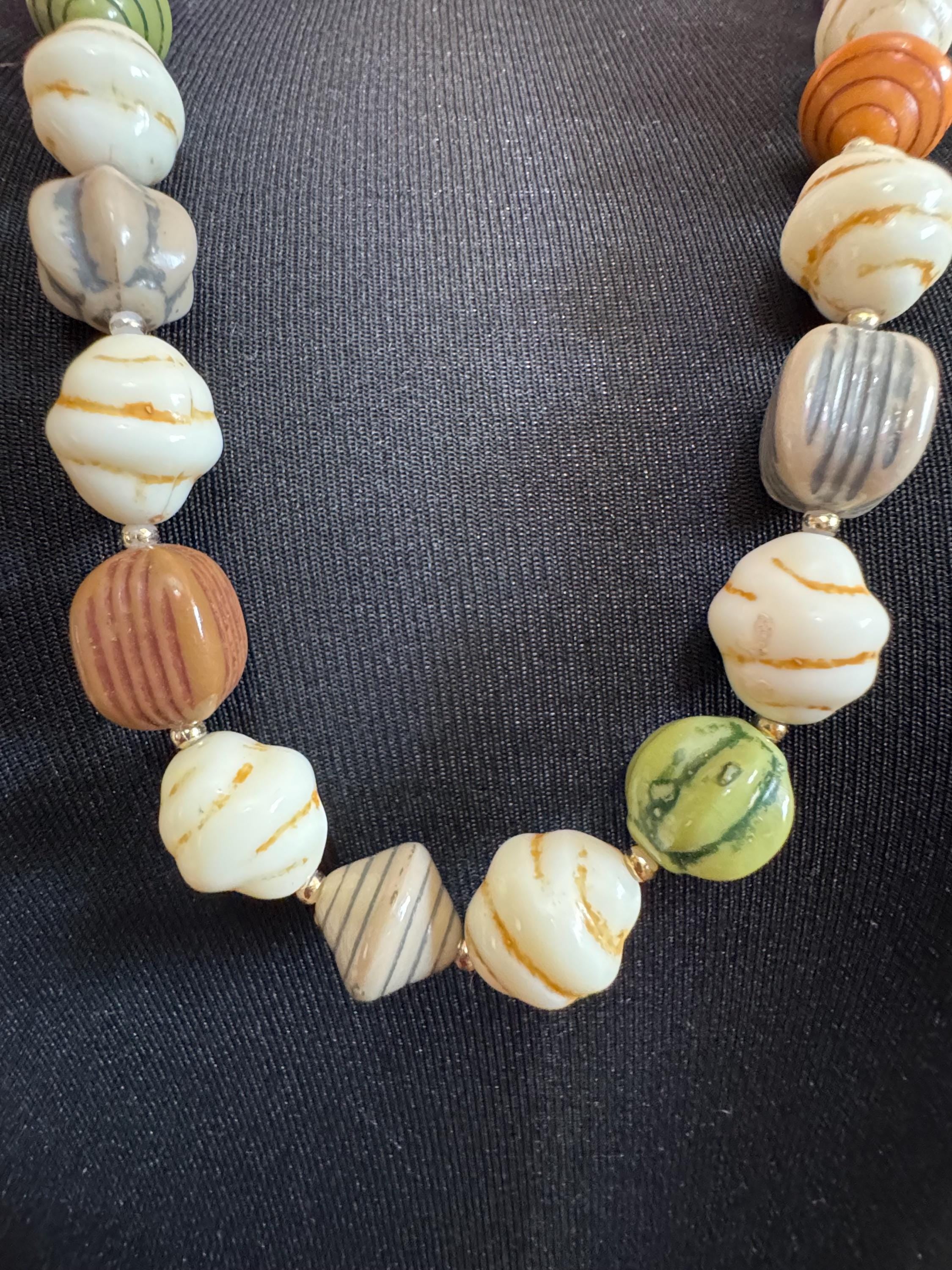 Vintage 1960s brown cream and green plastic beaded long pebble necklace 90cm