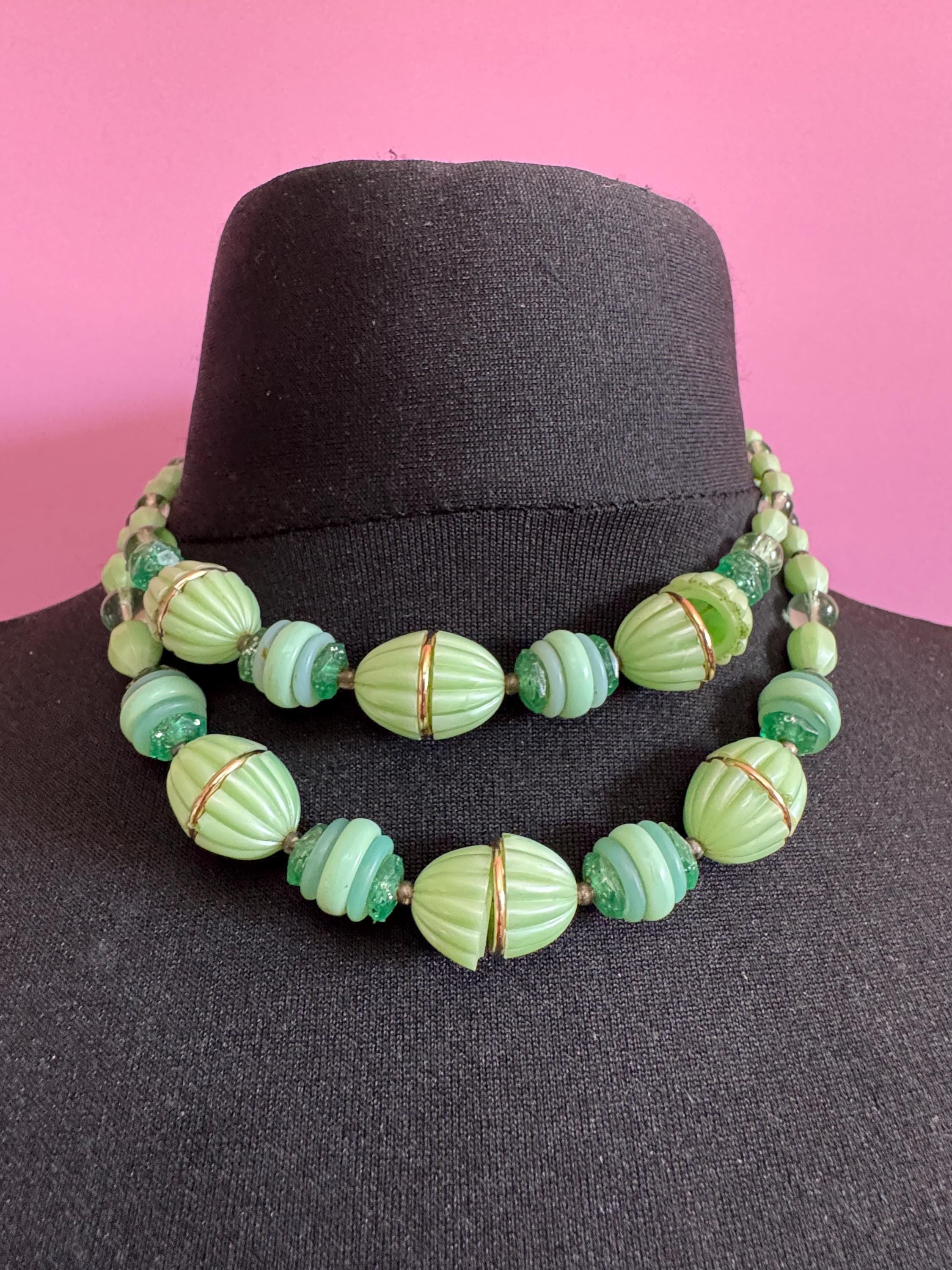 Vintage art deco geometric light green beaded Multistrand necklace 38-43cm