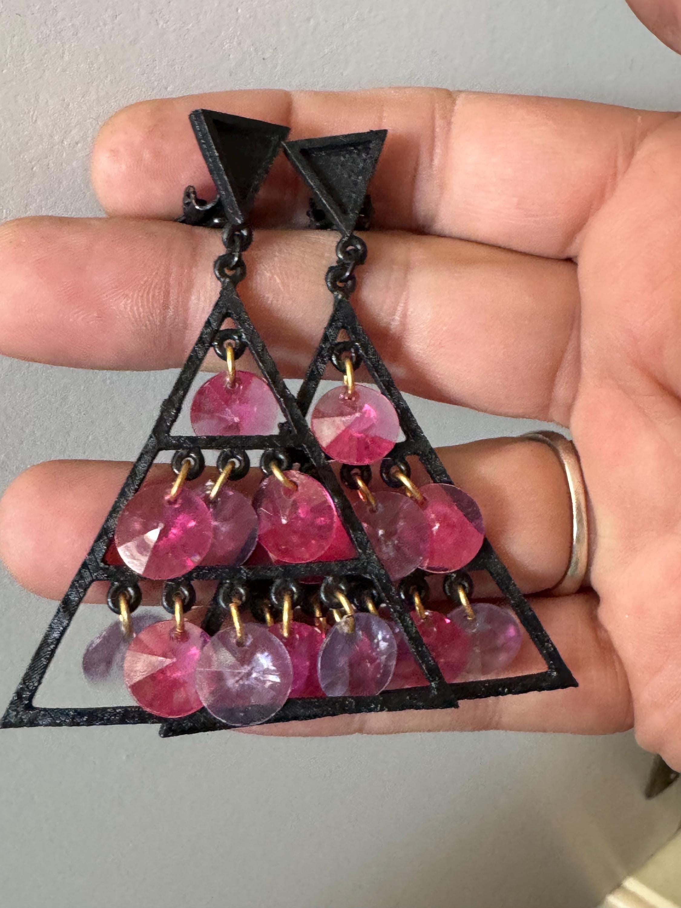 Vintage black plastic triangular pink and purple beaded dangly clip on earrings 7cm
