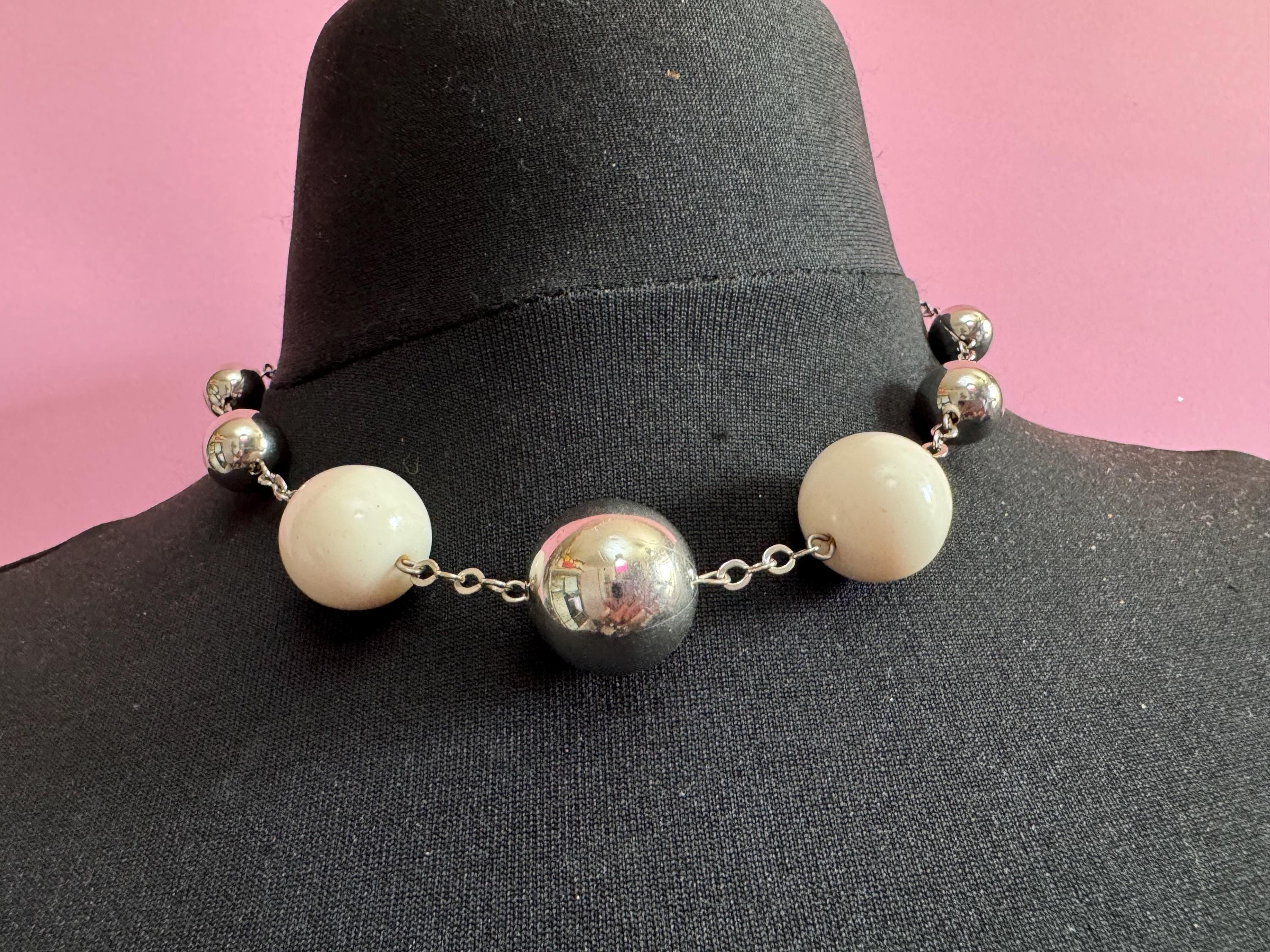 Genuine Czech silver Chromed deep white bead necklace jakob Bengel style