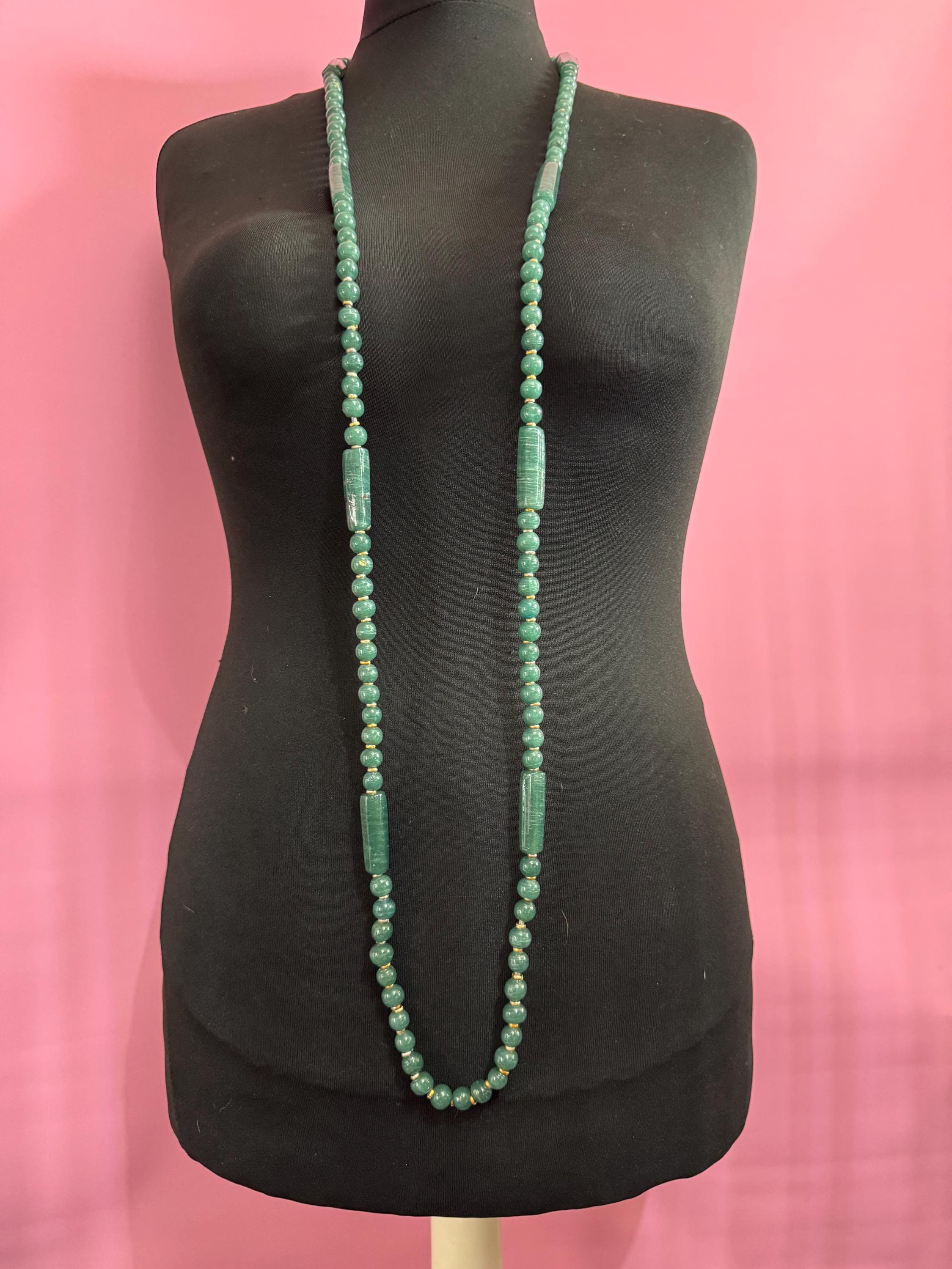 Vintage Green Jade agate very long Beaded necklace, natural gemstone beads, untested 150cm