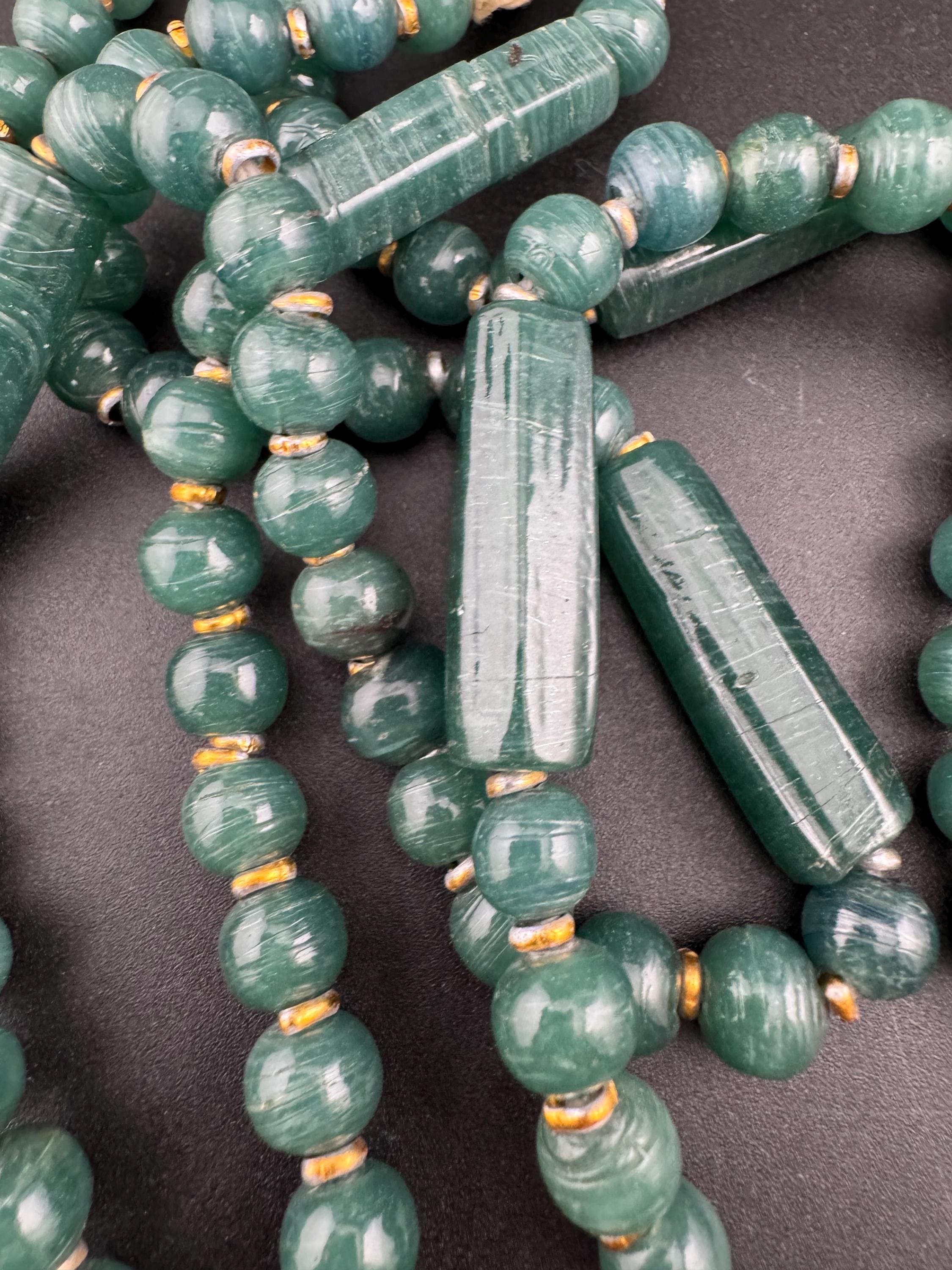 Vintage Green Jade agate very long Beaded necklace, natural gemstone beads, untested 150cm
