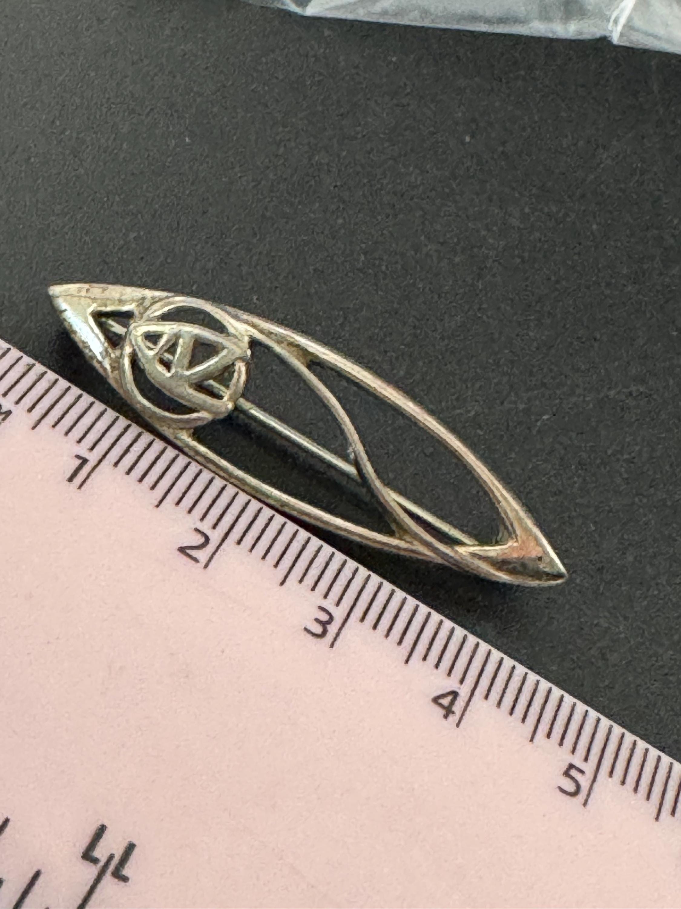 Sterling Silver Rennie Mackintosh Style Floral Brooch: Arts & Crafts Jewelry