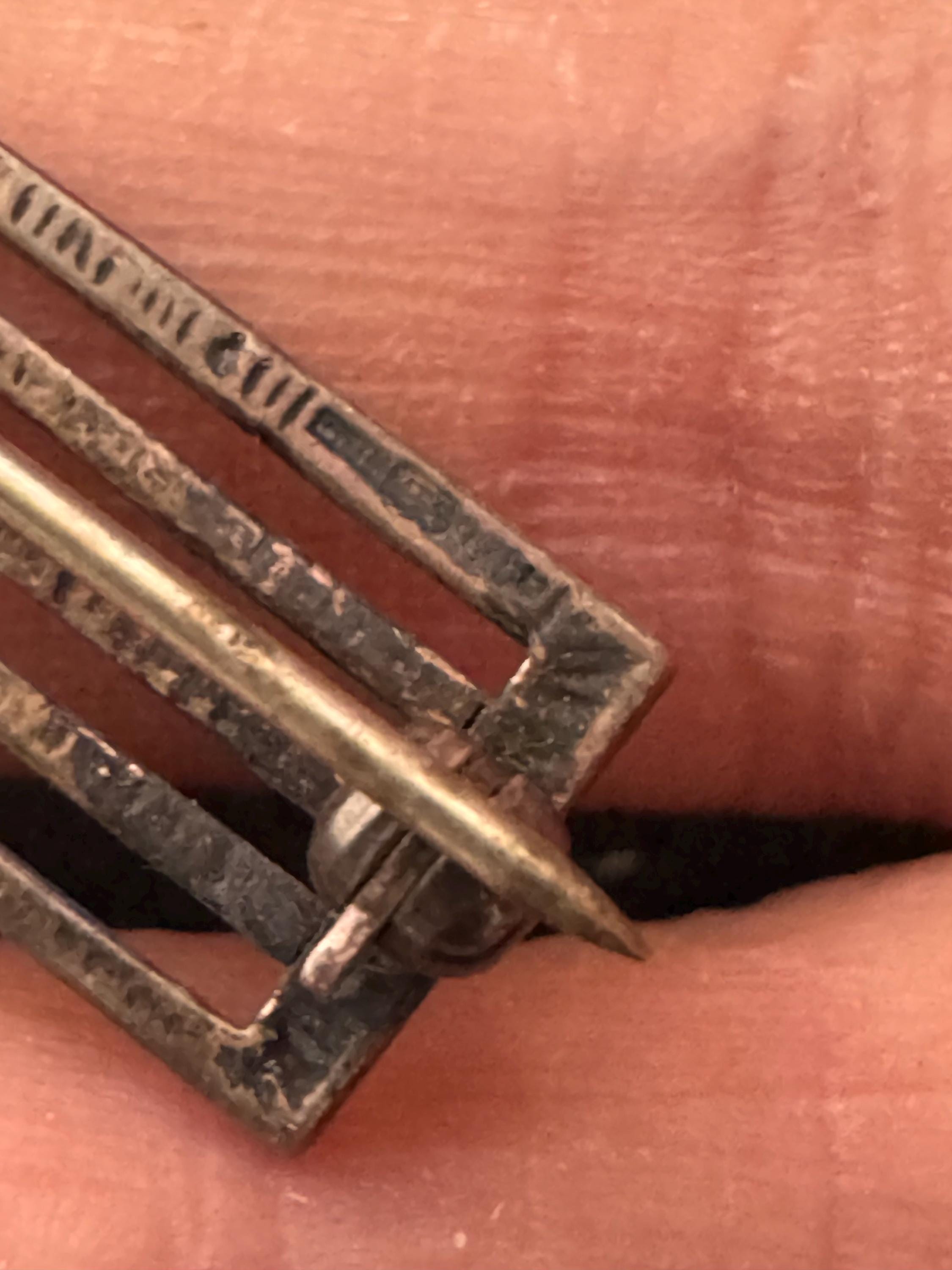 Sterling Silver Rennie Mackintosh Style Floral Brooch: Arts & Crafts Hallmarks