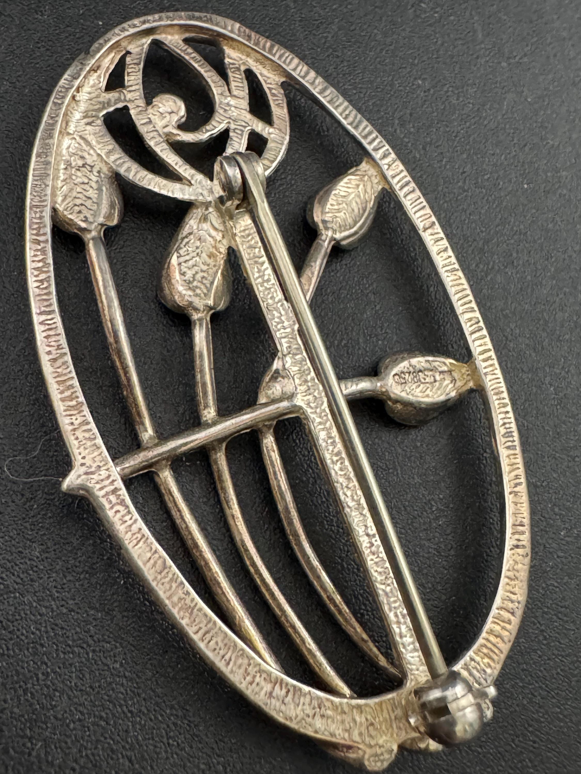 Sterling silver 925 arts and crafts style Rennie mackintosh style floral Brooch 8.1grams 5cm