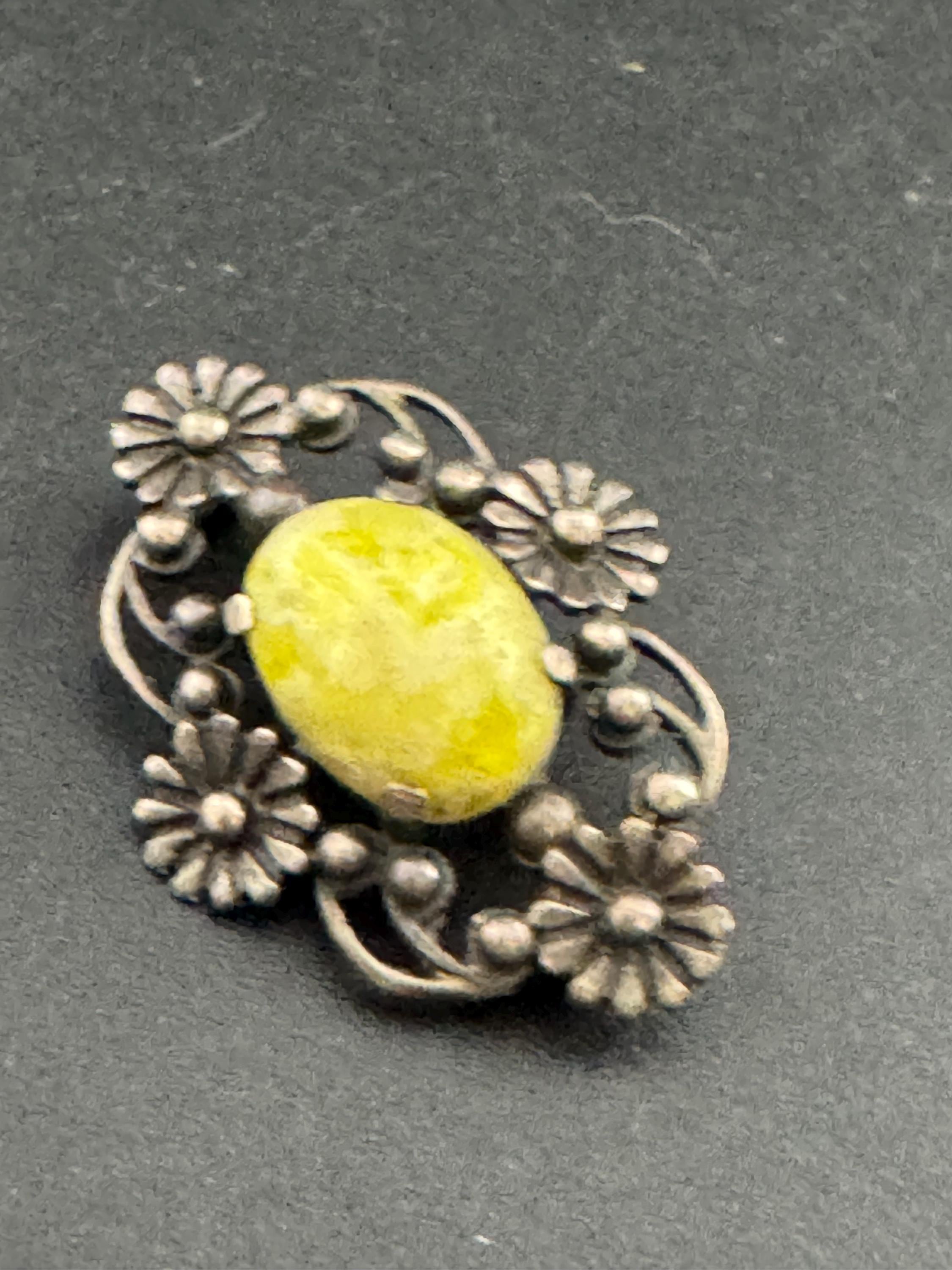 Scottish Iona marble yellow gemstone 925 sterling silver antique brooch