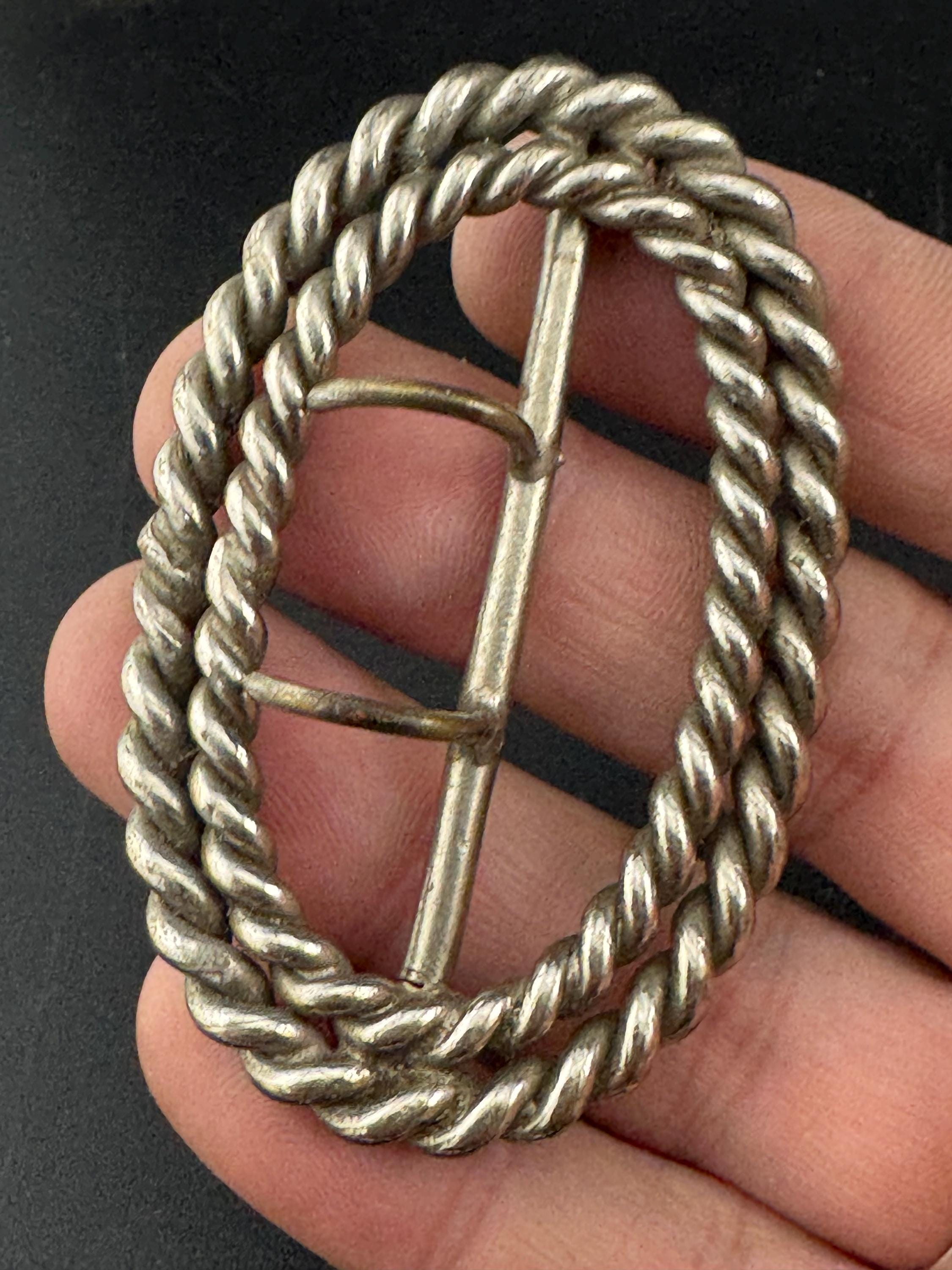 Vintage Silver Tone Nautical Rope Twist Belt Buckle: 6cm Georgian Style