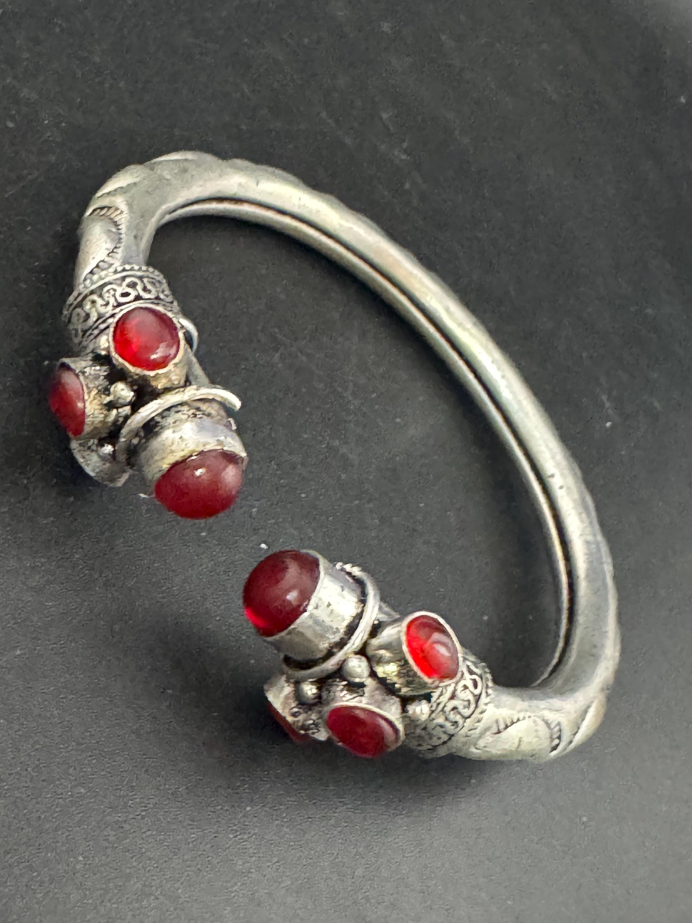 Garnet ruby red GEMSTONE Bangle silver plated torque cuff bracelet