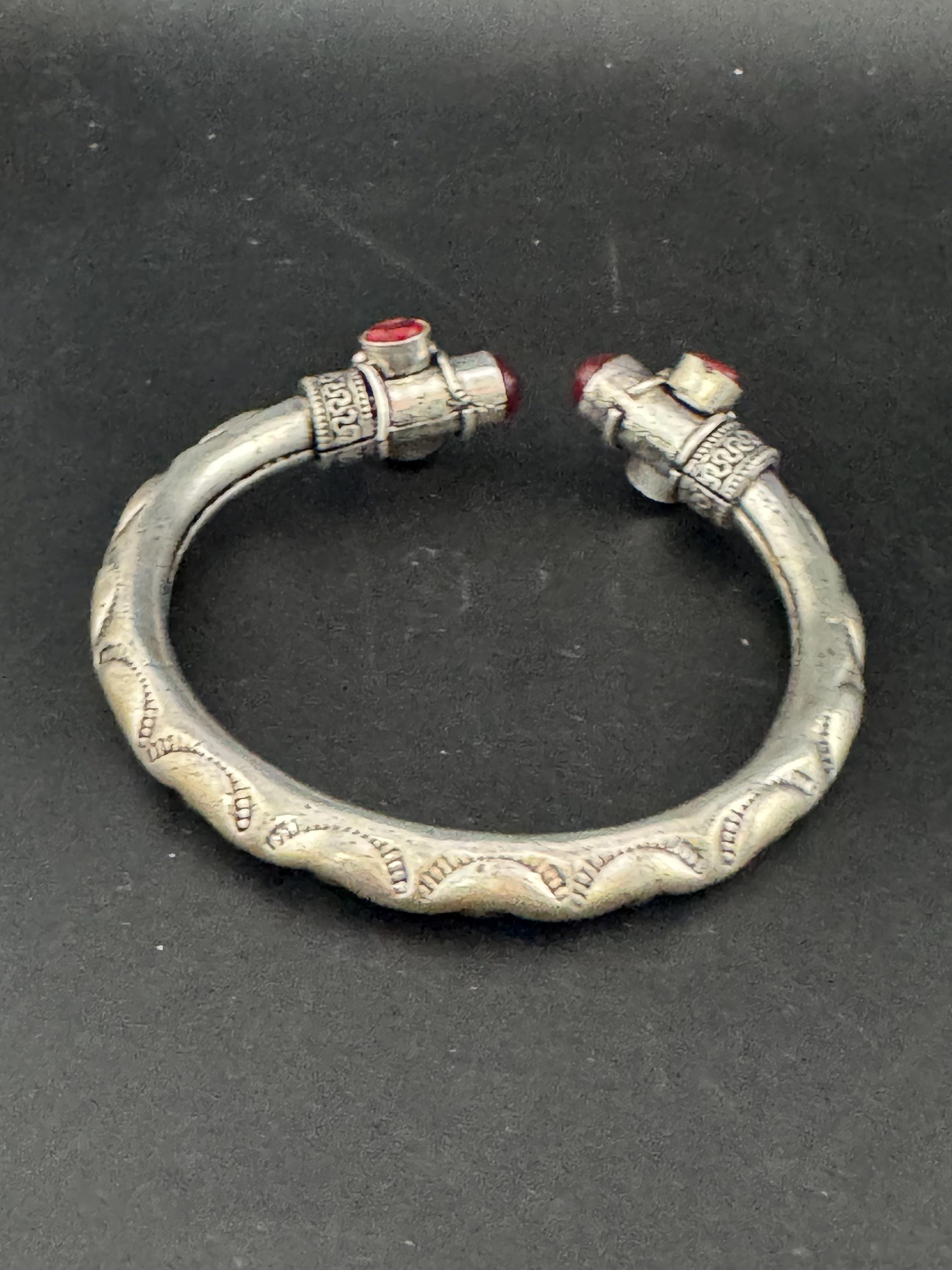 Garnet ruby red GEMSTONE Bangle silver plated torque cuff bracelet
