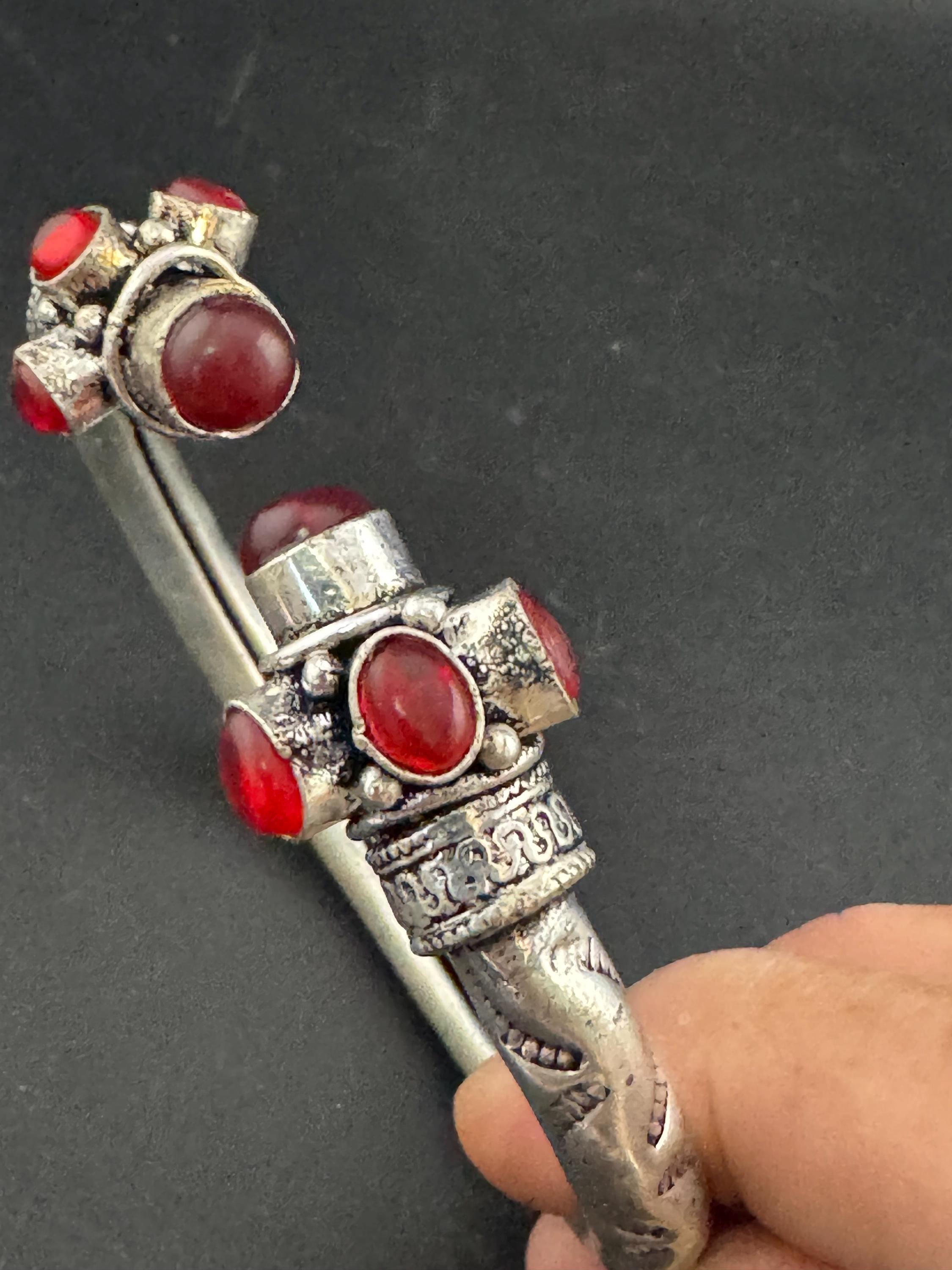 Garnet ruby red GEMSTONE Bangle silver plated torque cuff bracelet