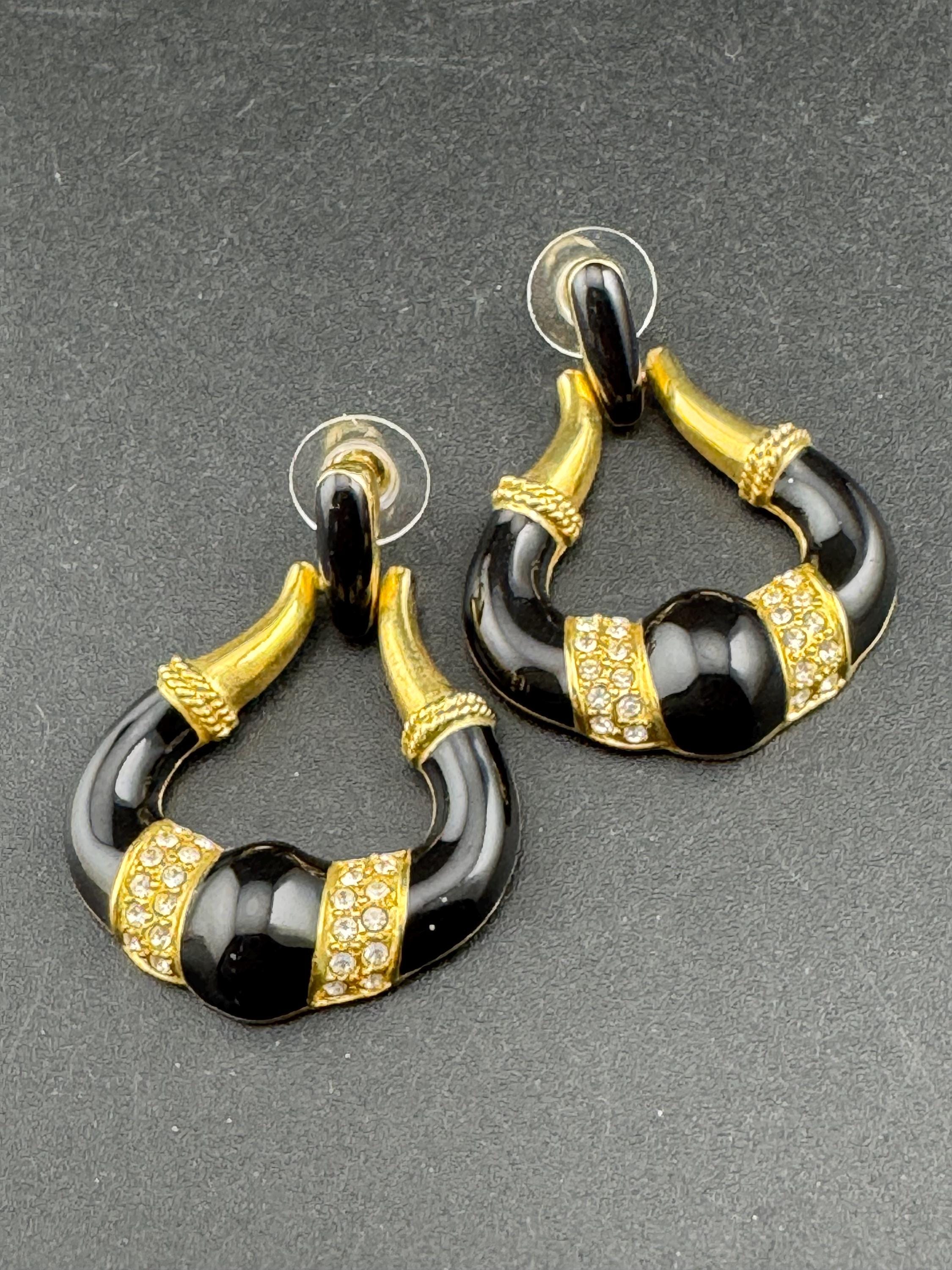 Vintage 1980s Gold tone Black enamel and diamanté pair door knocker dangly drop earrings pierced