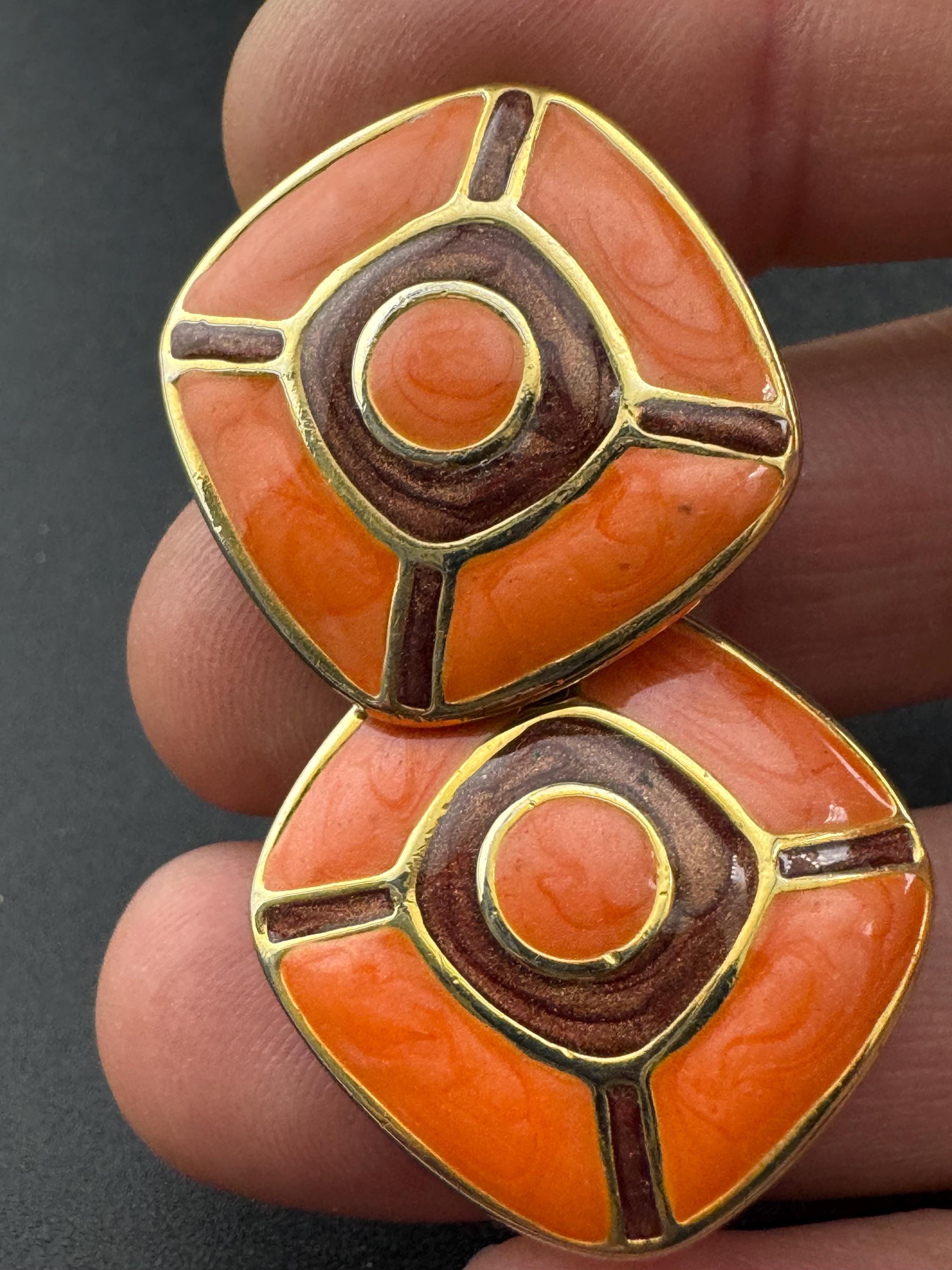 Vintage square shiny soft brown and orange enamel gold tone classic clip on stud earrings
