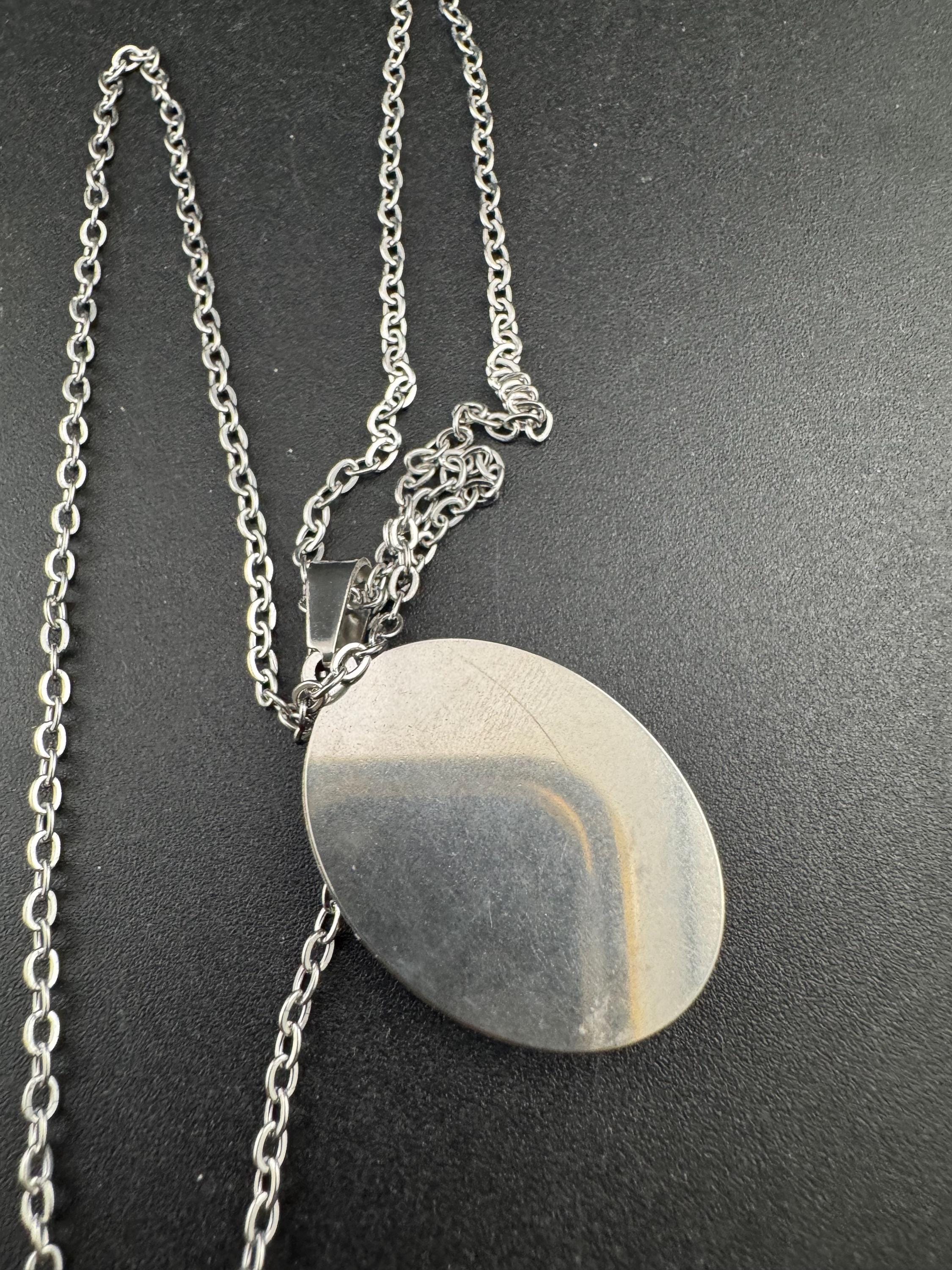 Tiger's Eye Gemstone Pendant: Stainless Steel Chain Necklace