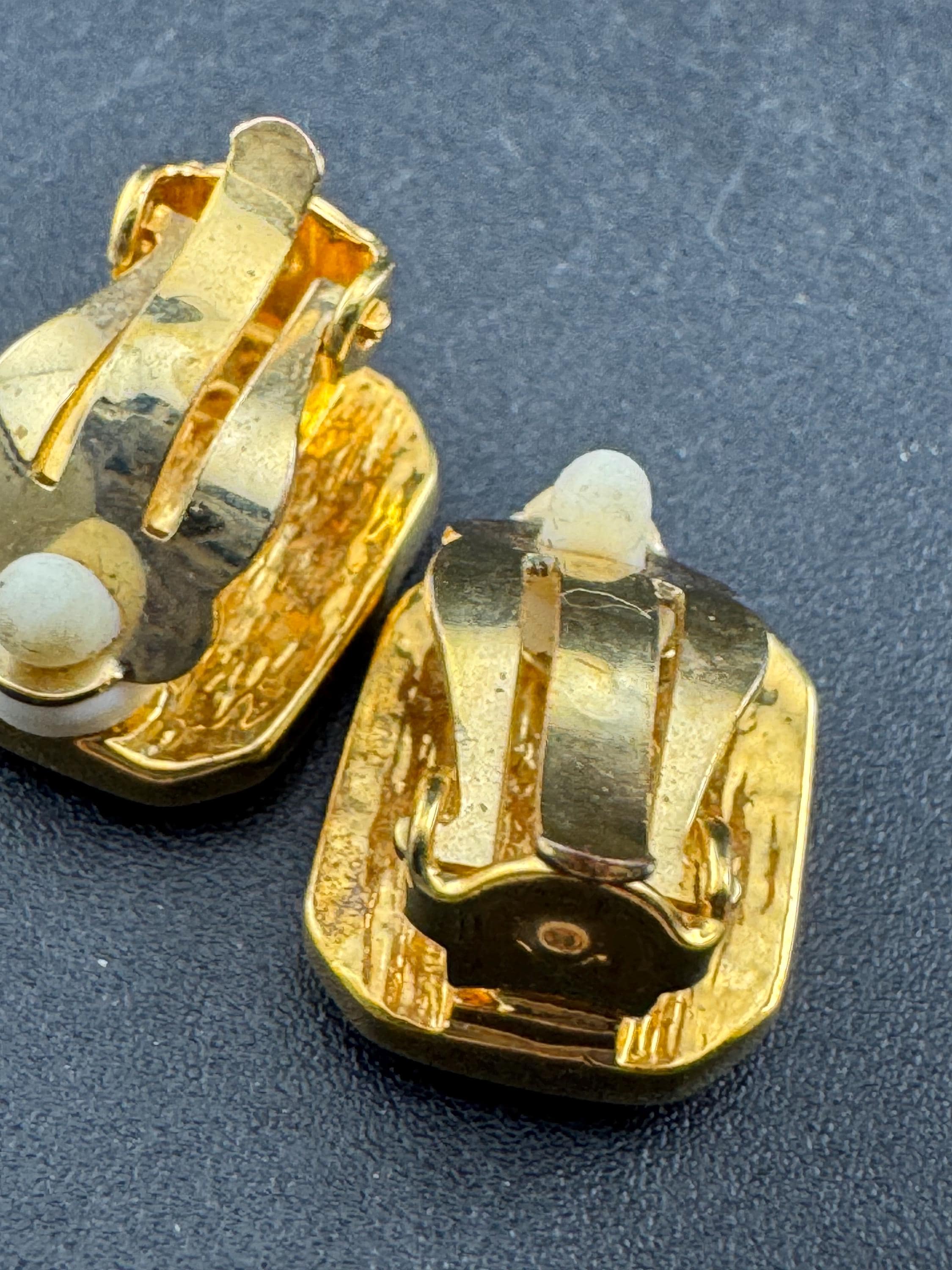 Vintage blue enamel stud octagonal small clip on earrings gold tone