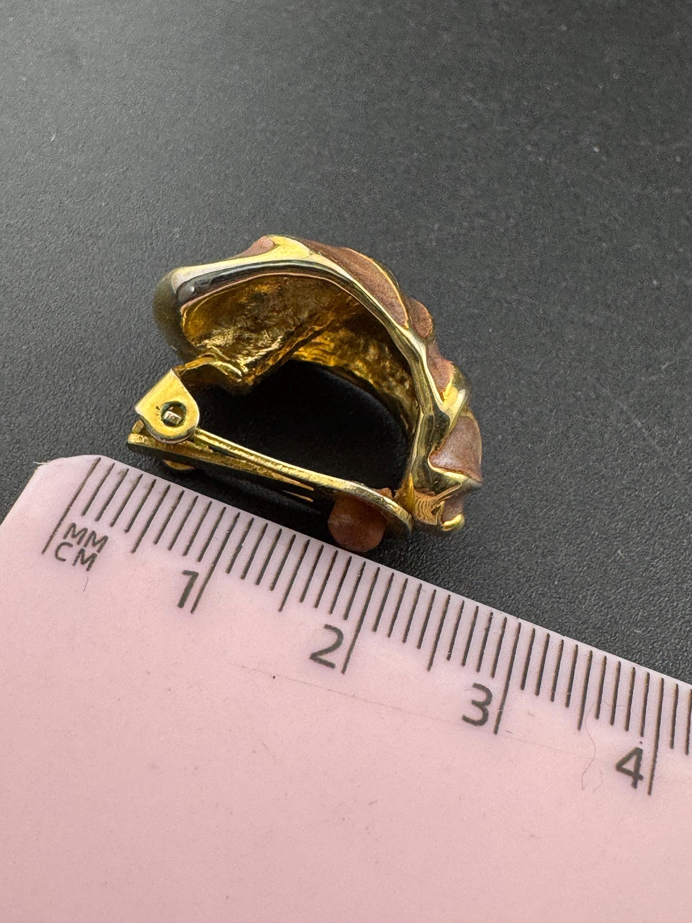 Vintage soft brown enamel gold tone half hoop curved Clip On Stud Earrings 1980s retro