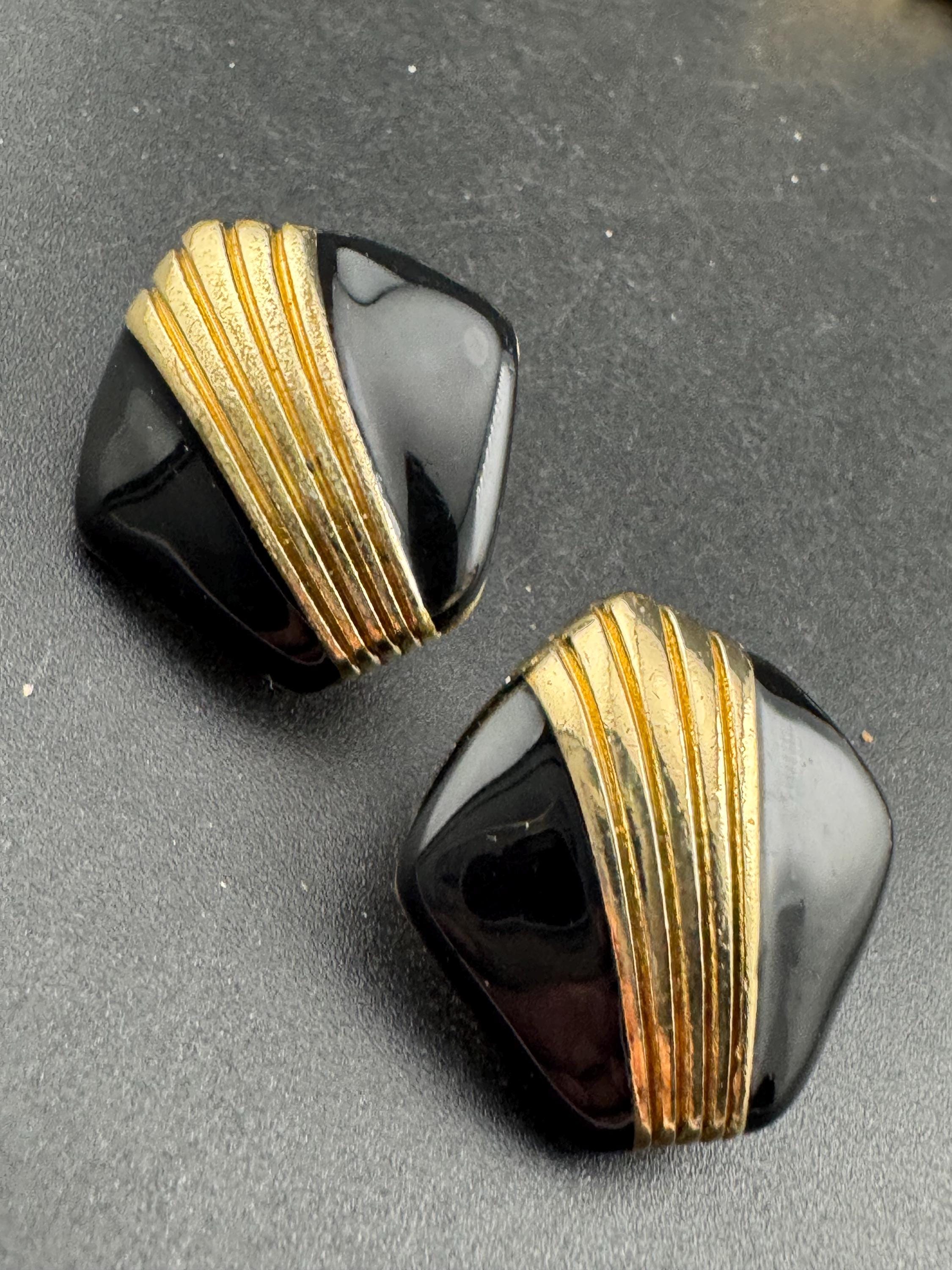 Vintage Gold tone oversized square black enamel art deco style geometric clip on earrings stud 1980s