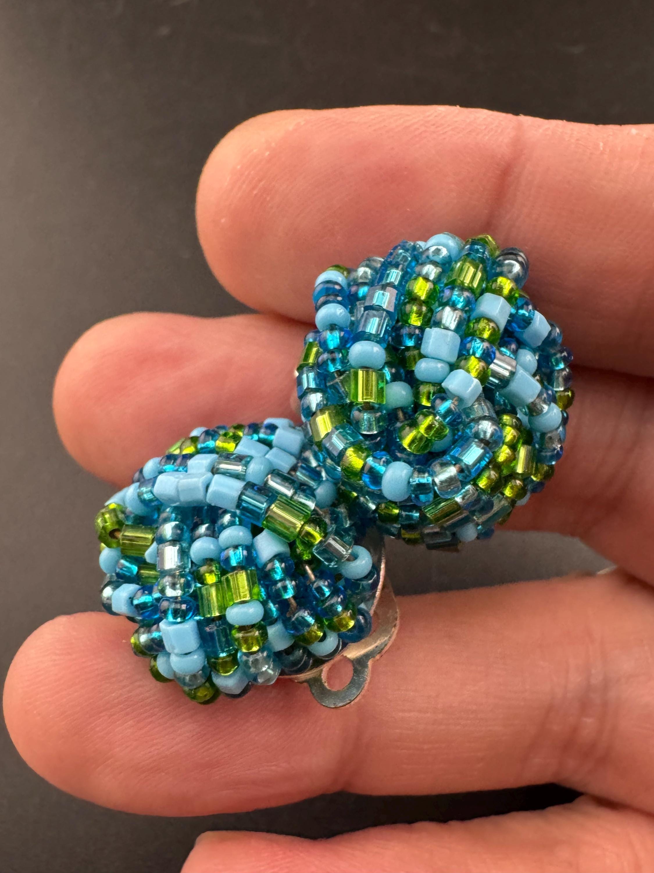 Vintage turquoise blue seed beaded KNOT Cluster Clip On Earrings