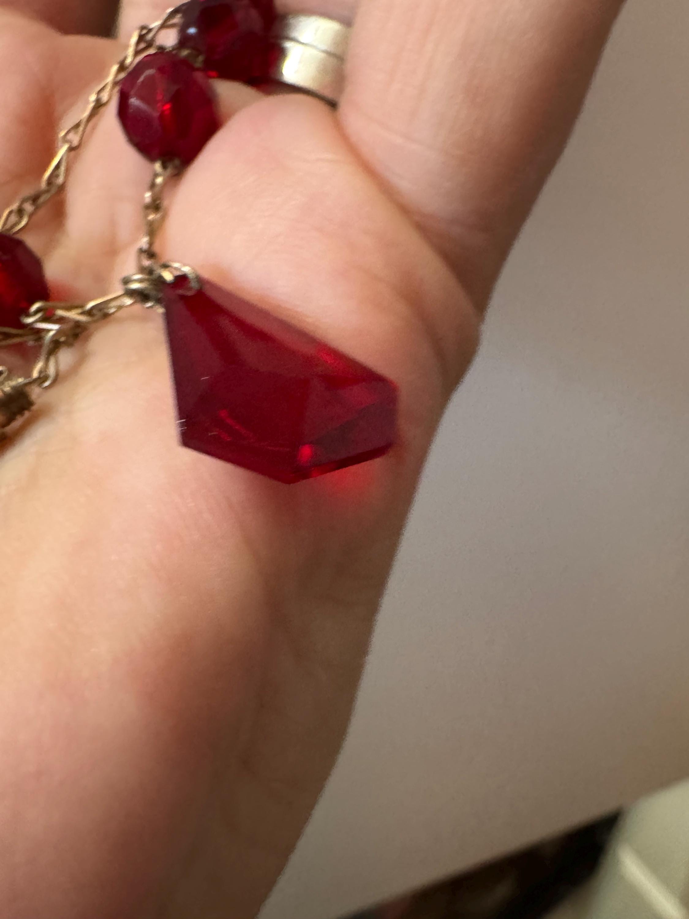 Vintage Ruby Red Glass Crystal drop lariat Necklace with faceted beads Mid Century 40cm