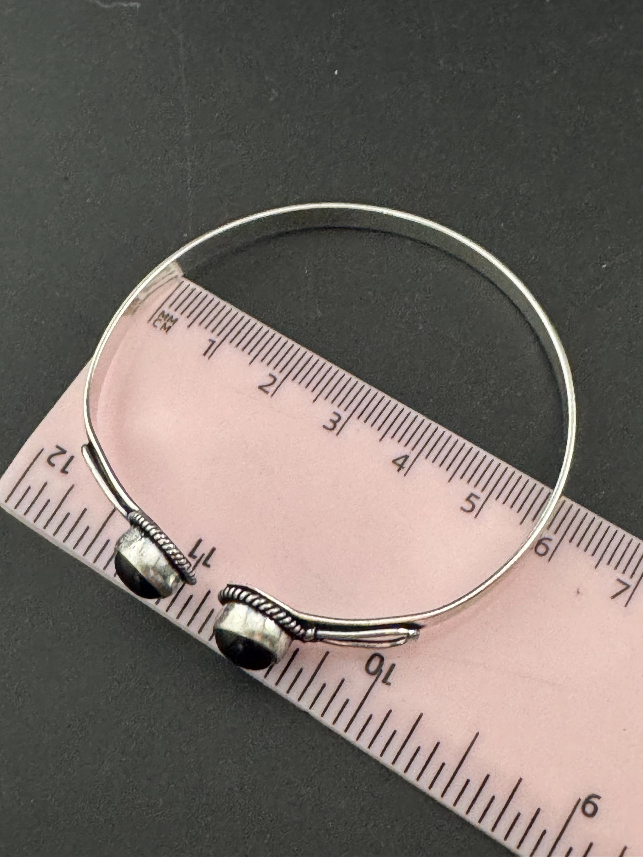 Retro purple amethyst GEMSTONE Bangle silver tone torque cuff bracelet